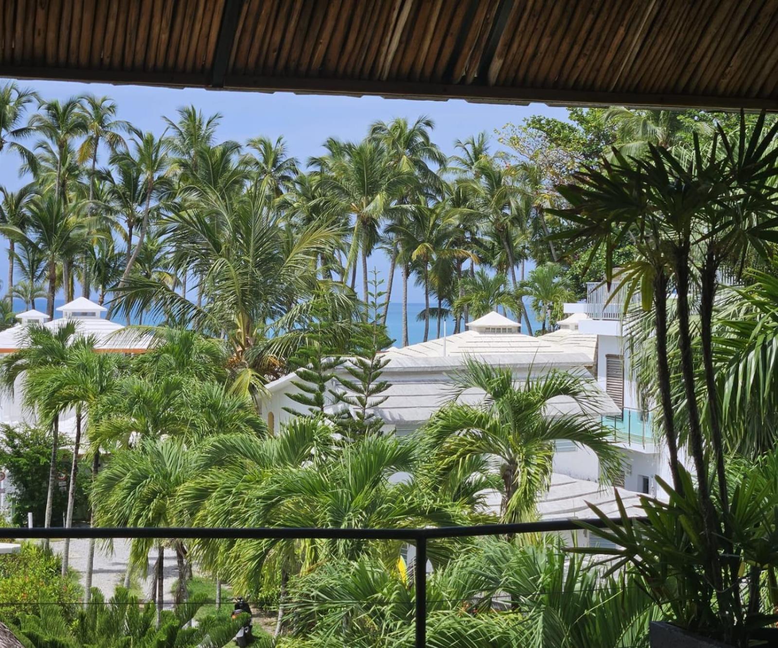 One-Bedroom Apartment with Balcony photo 3