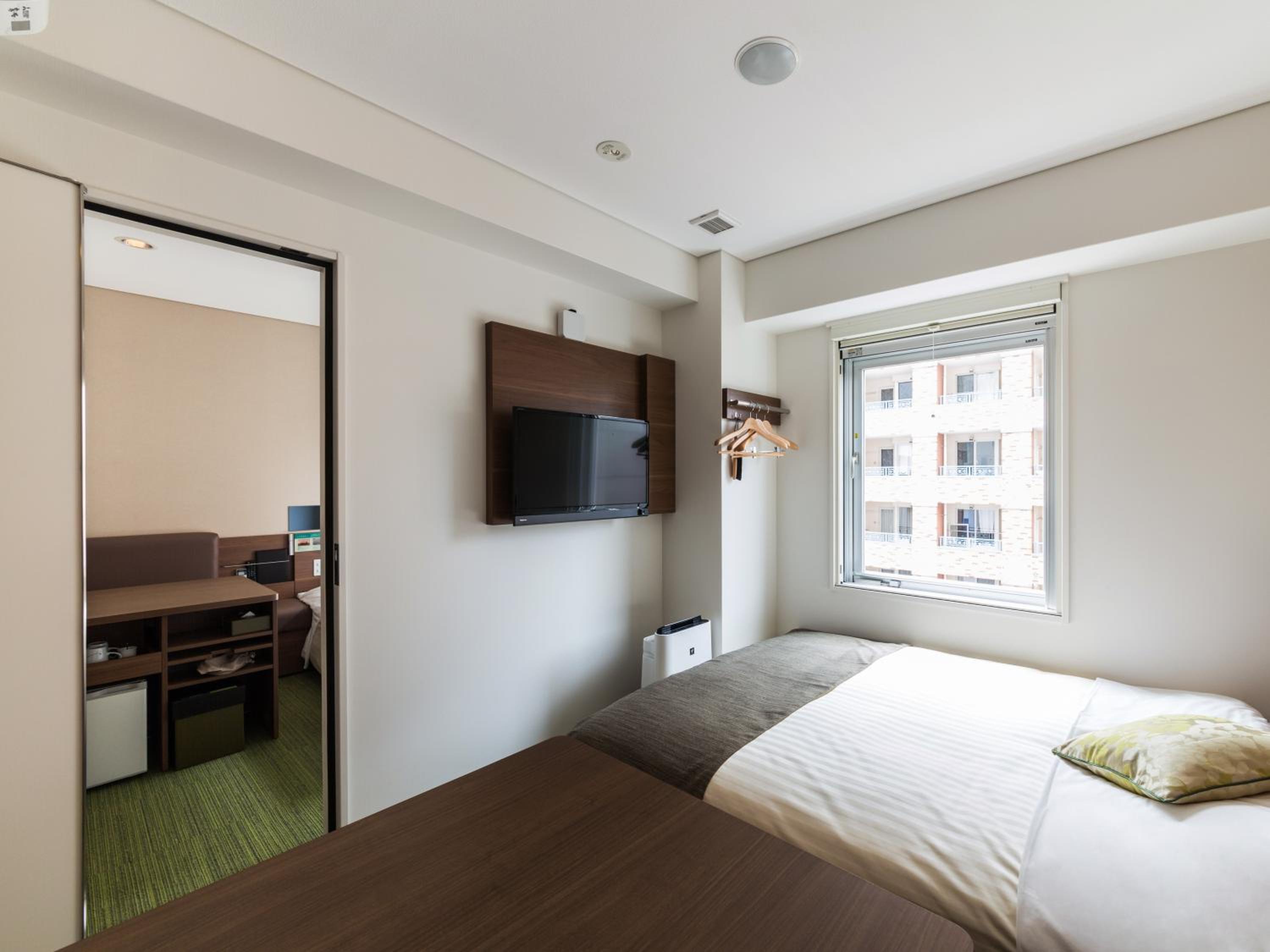 Connecting Double Room - Non-Smoking