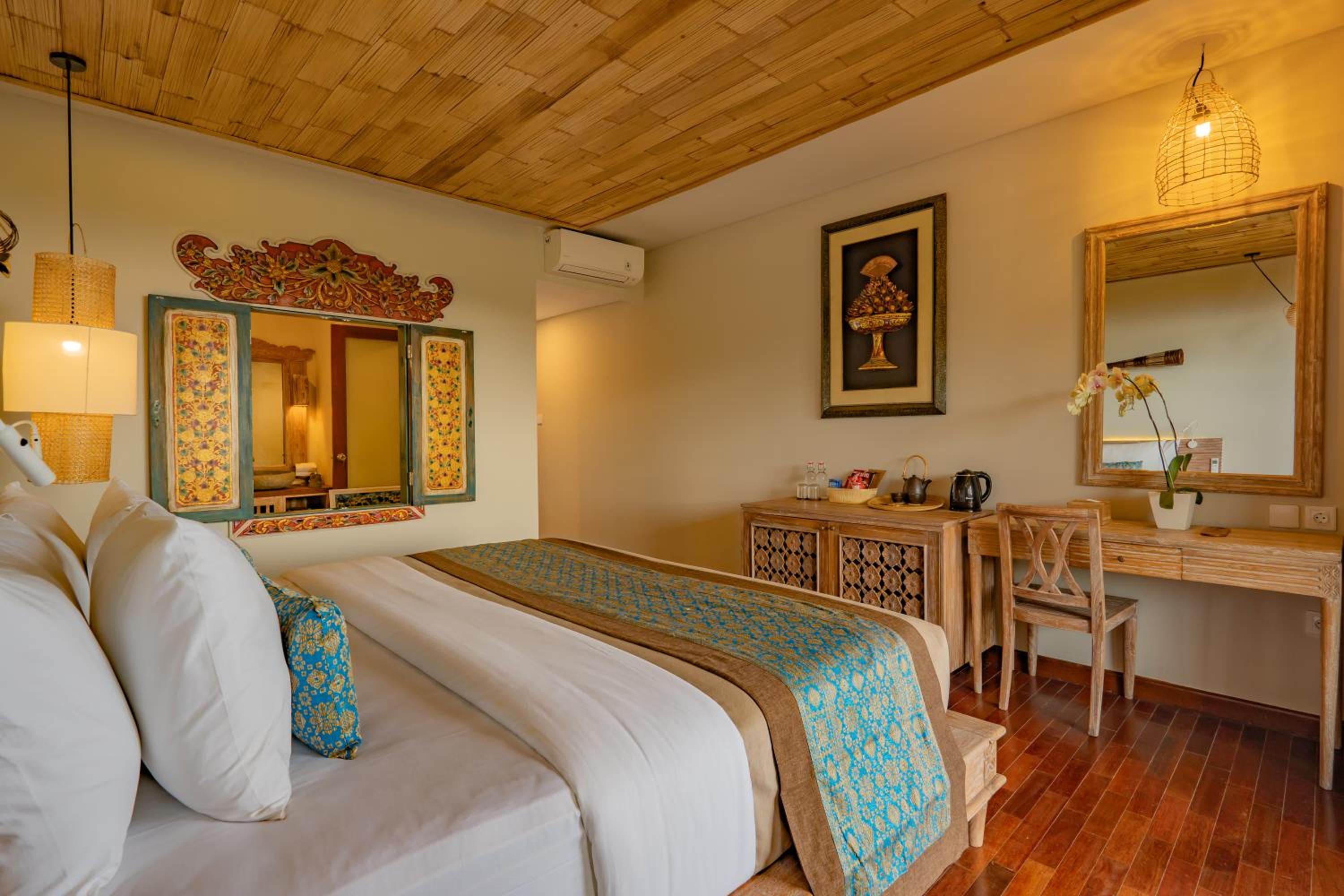 Deluxe Hills View with Meditation and Yoga Class