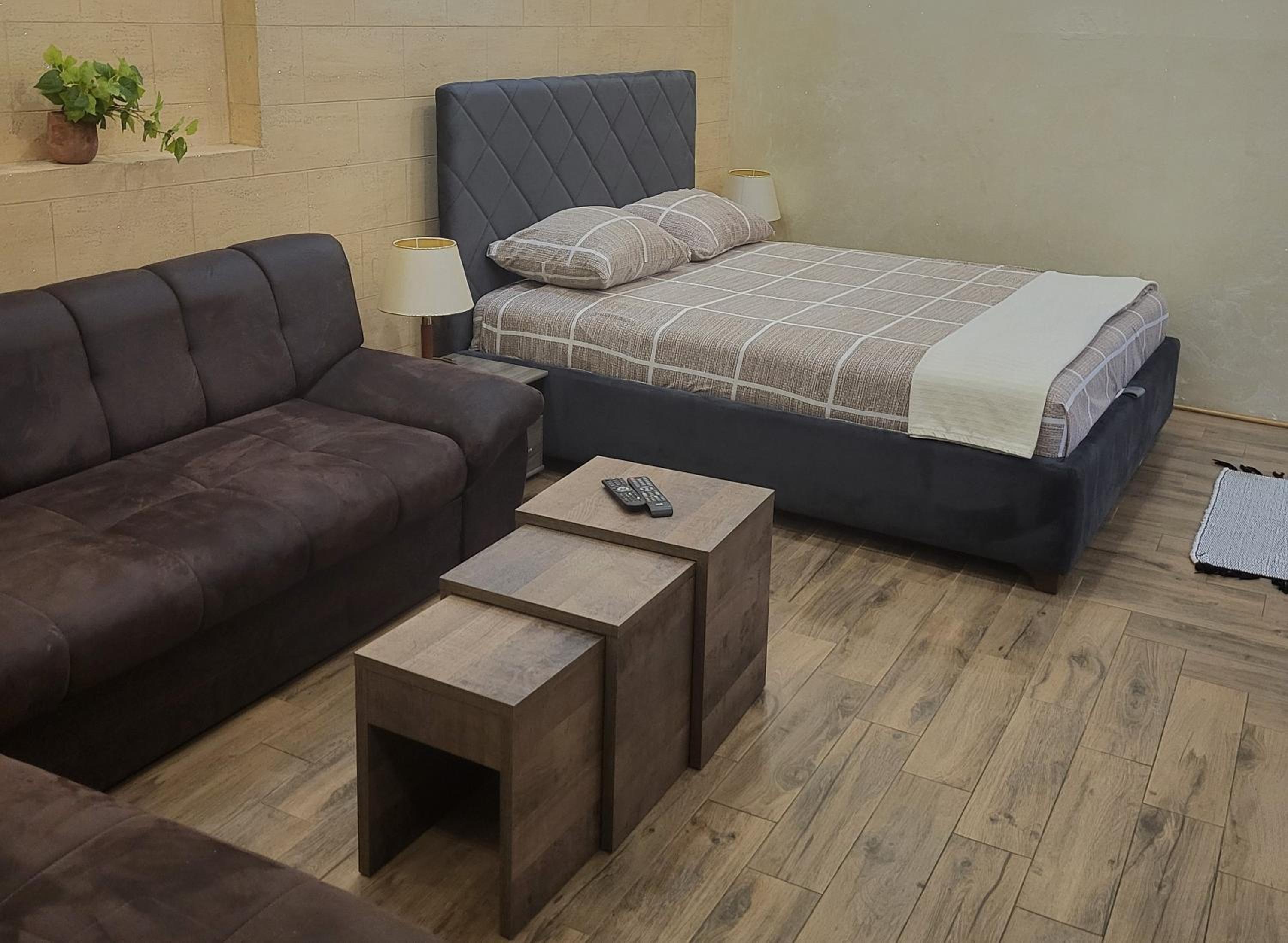 Two-Bedroom Deluxe Apartment With Balcony