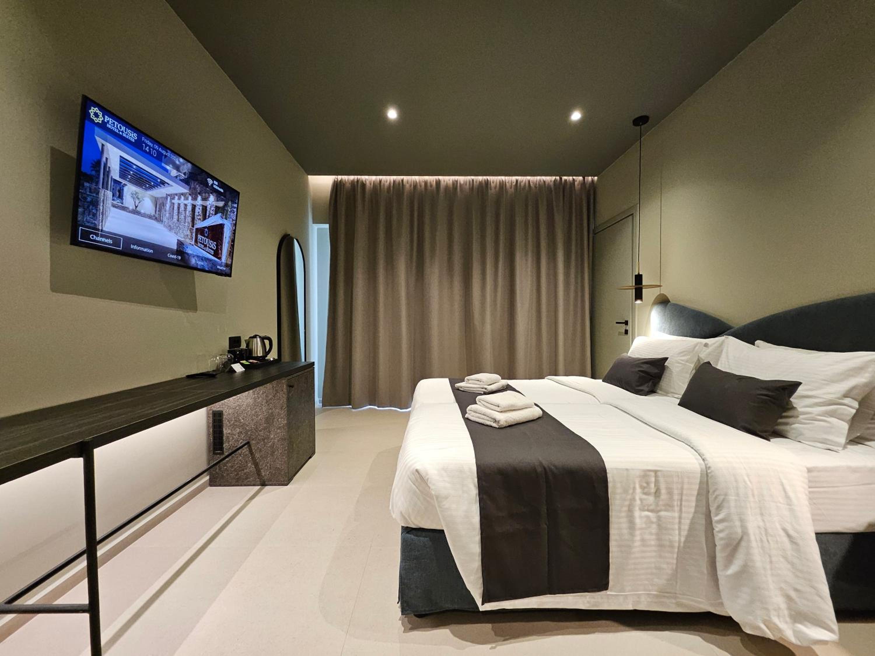 Standard Double Room - Photo 4