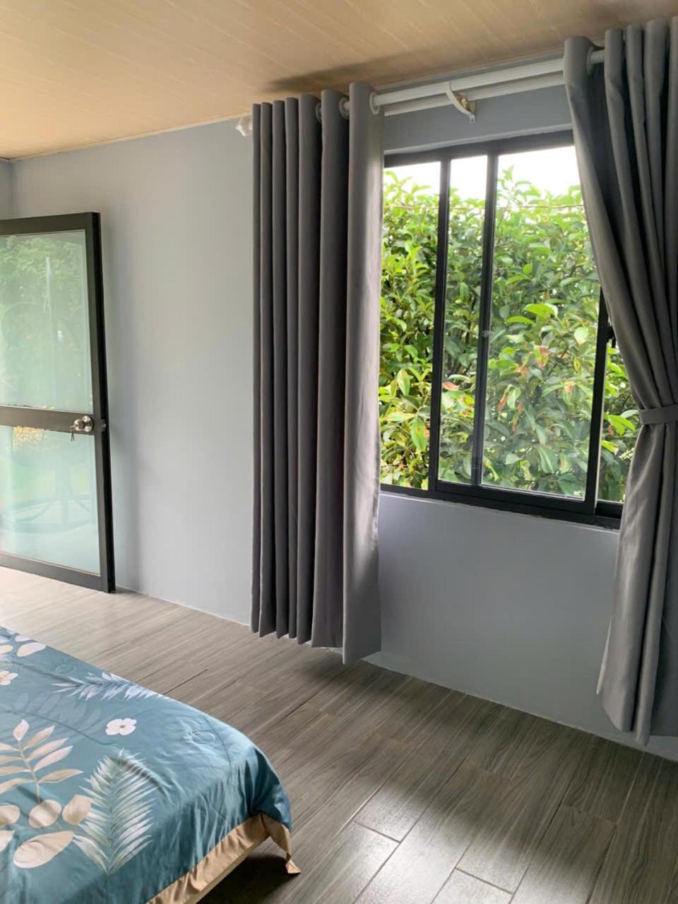 One-Bedroom House photo 1