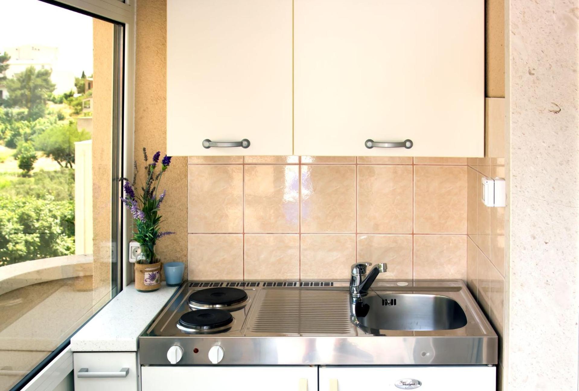 Studio Apartment photo 2