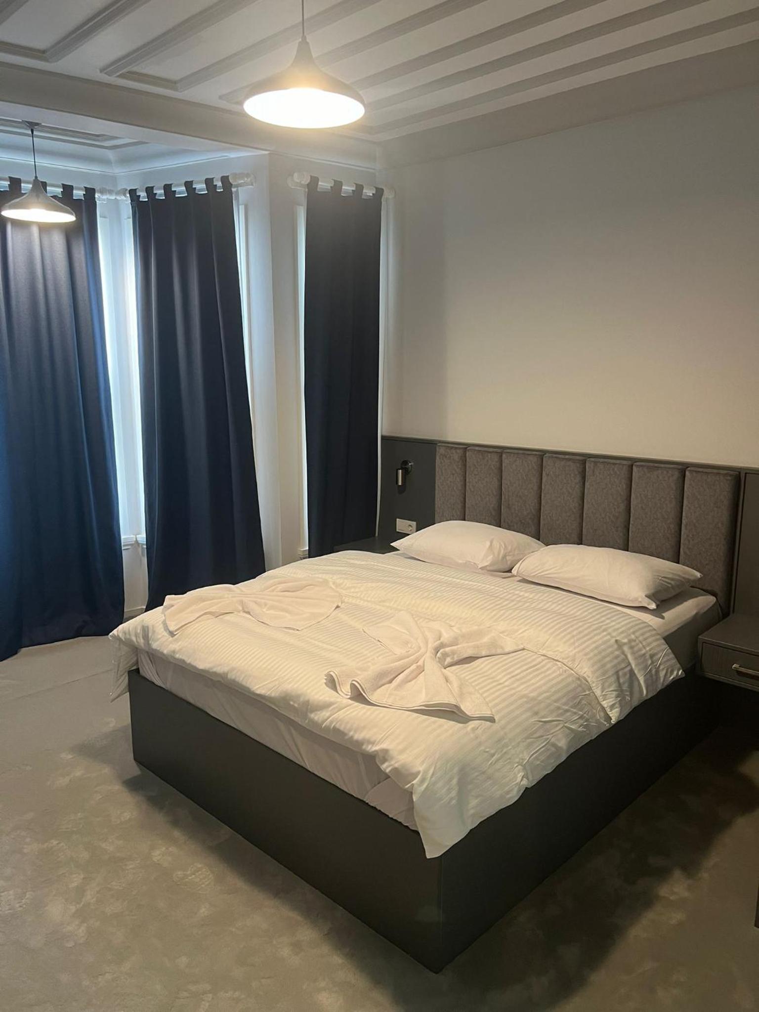 Deluxe Family Suite photo 1
