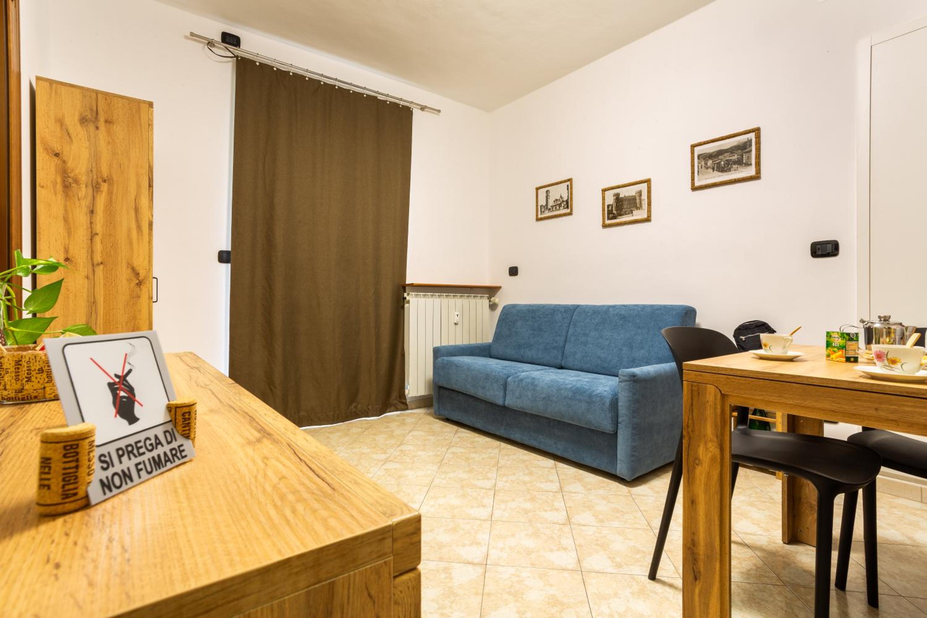 One-Bedroom Apartment