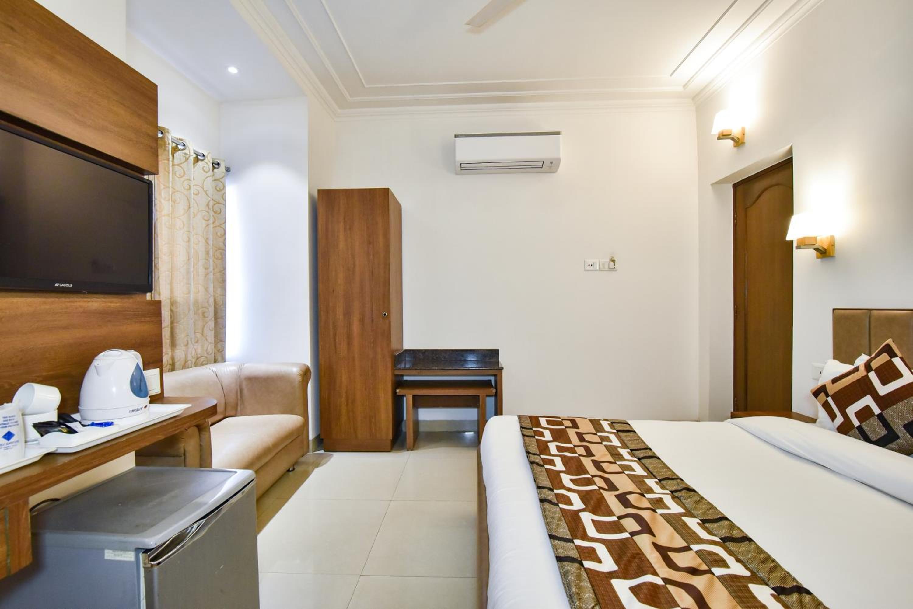 Superior Double Room - Photo 11