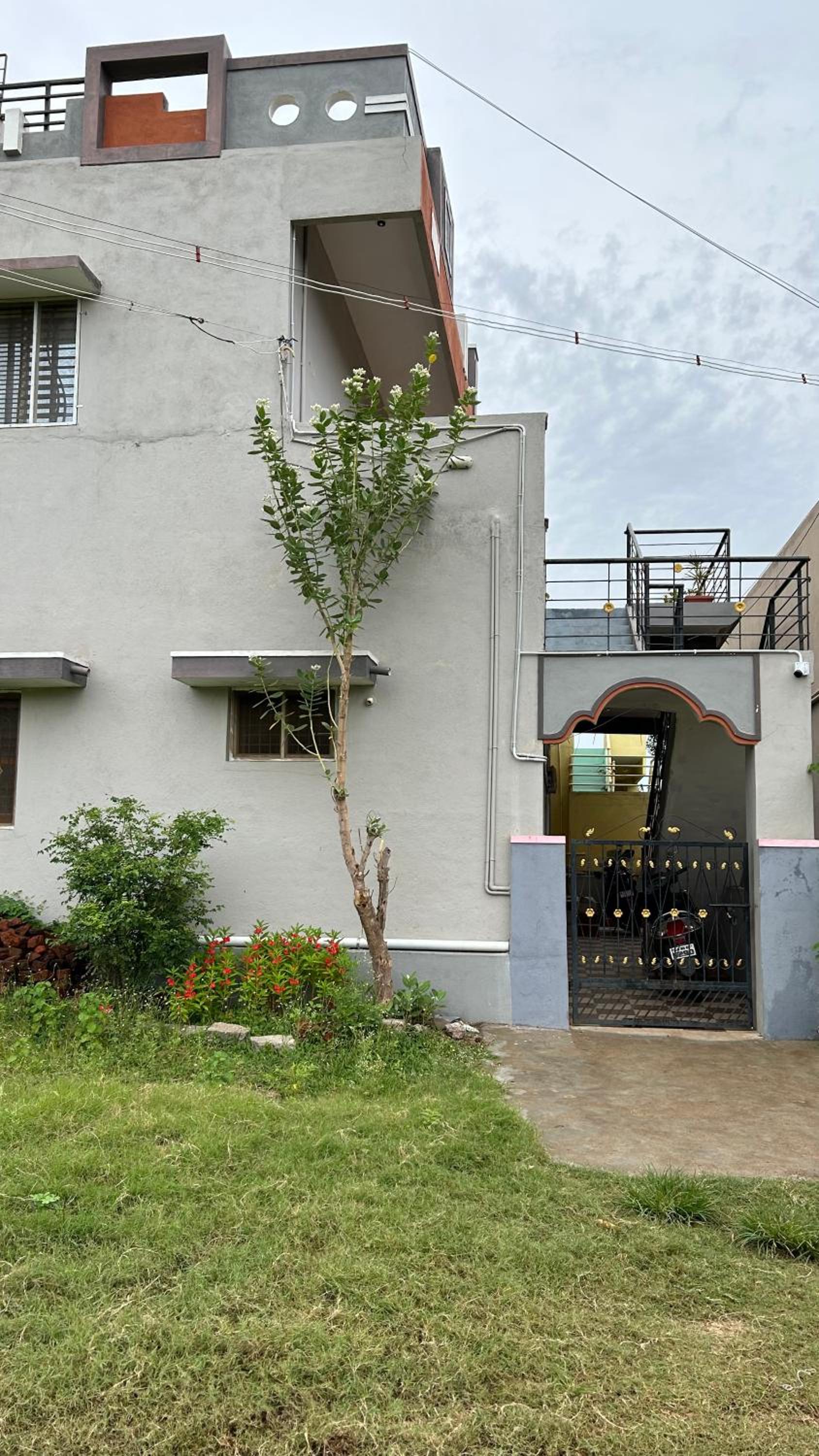 Two-Bedroom House photo 2