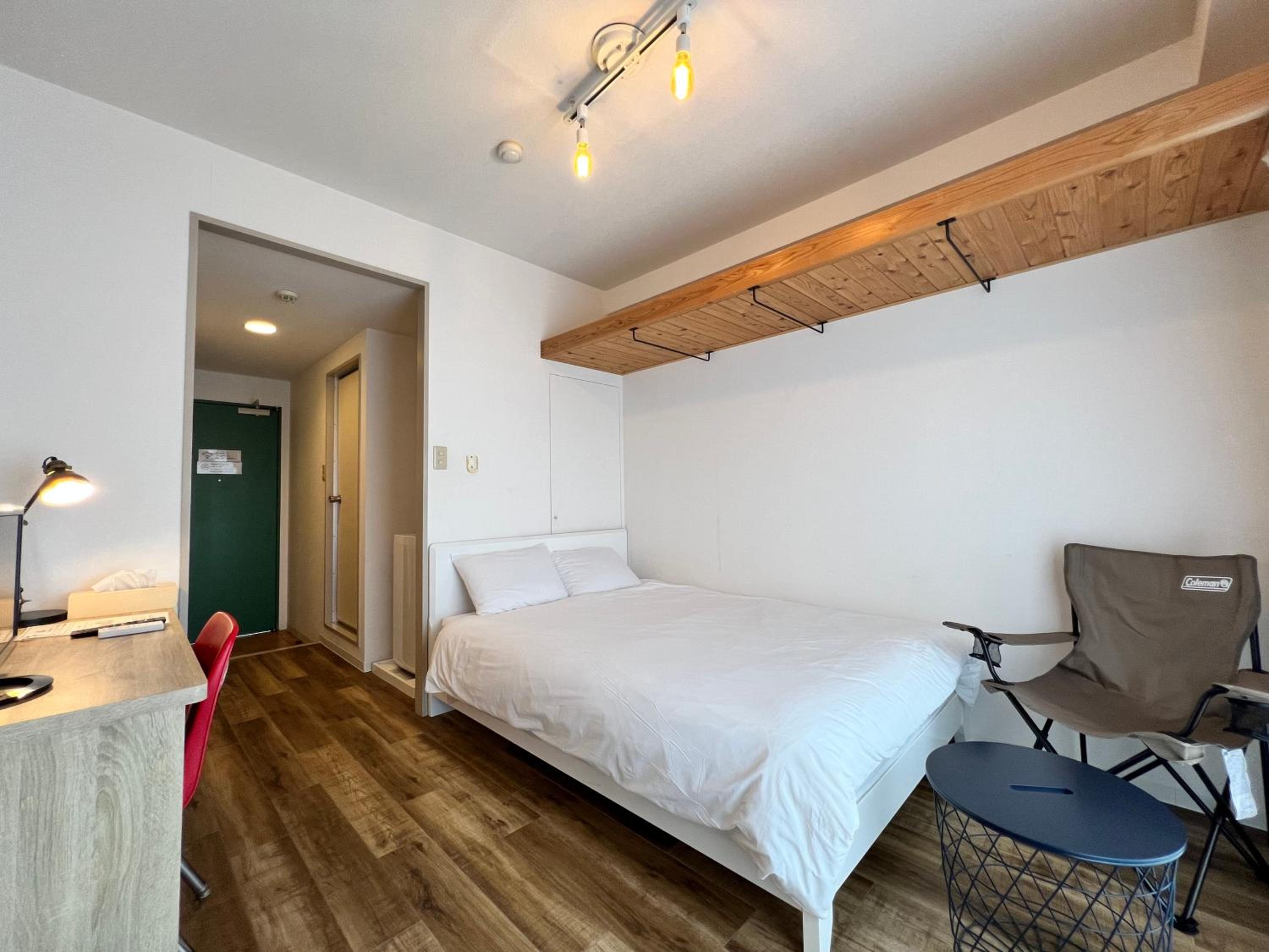 Double Room with Kitchenette and Private Bathroom