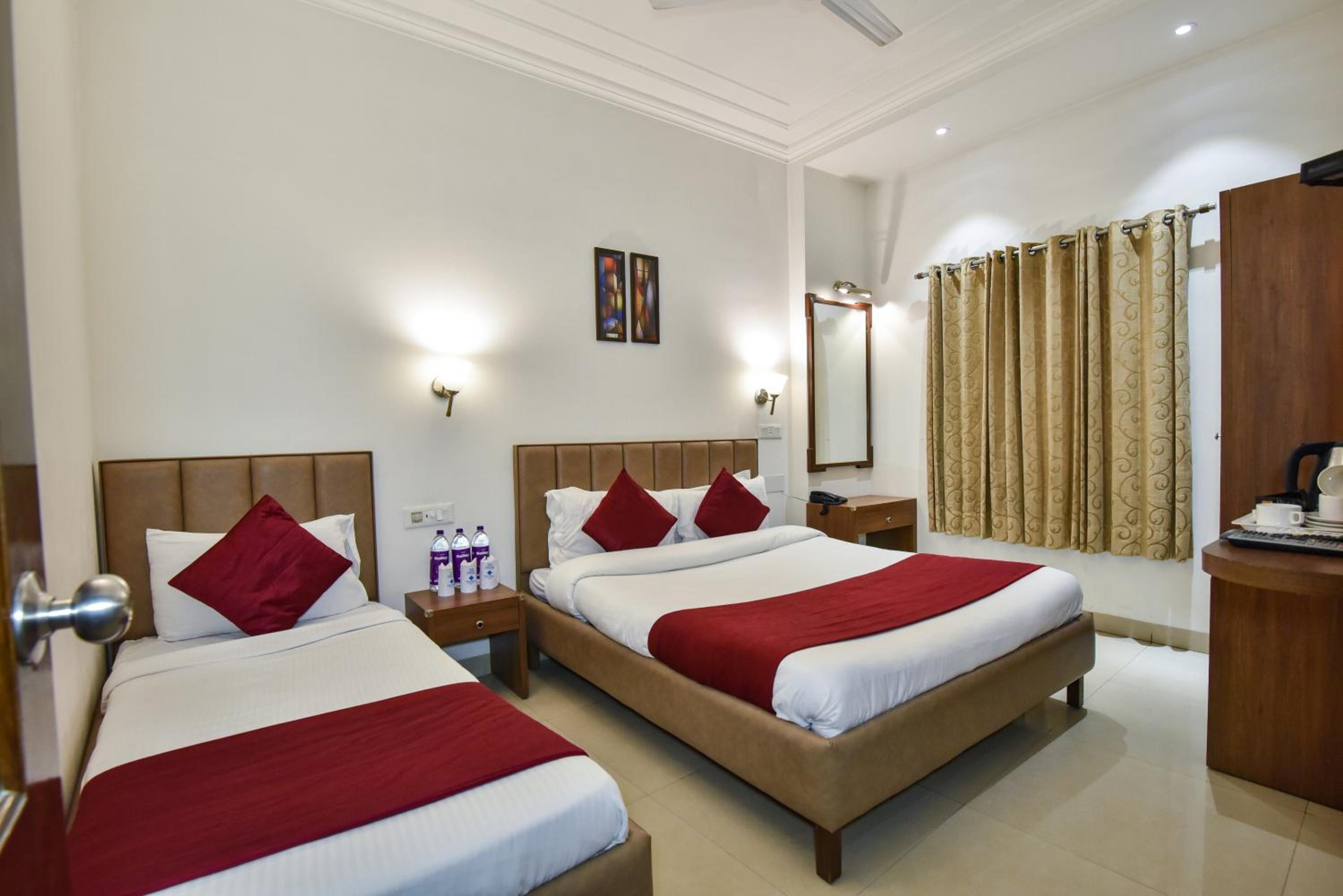 Triple Room - Photo 1
