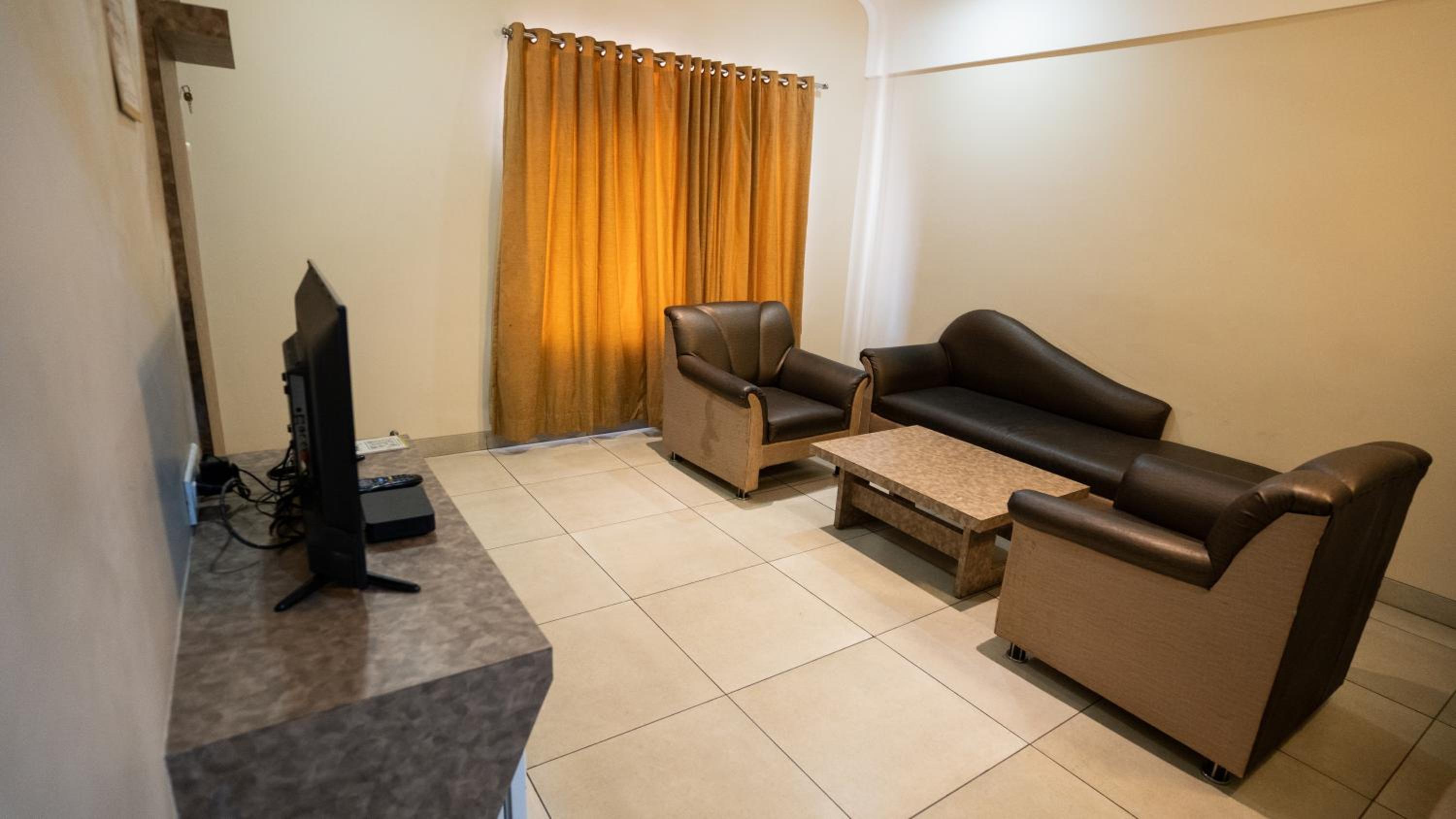 Deluxe Suite photo 2
