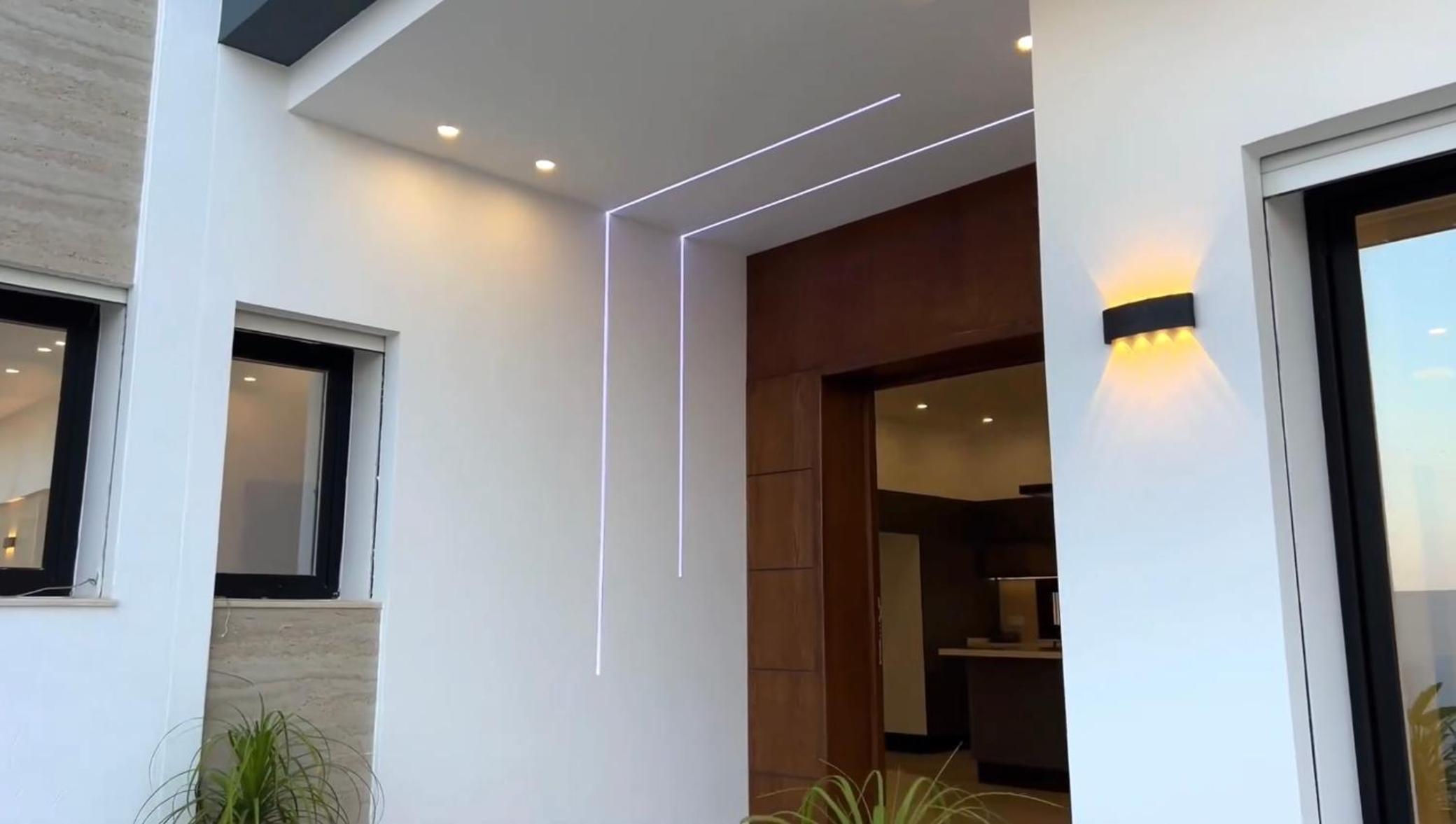 Three-Bedroom Villa photo 2
