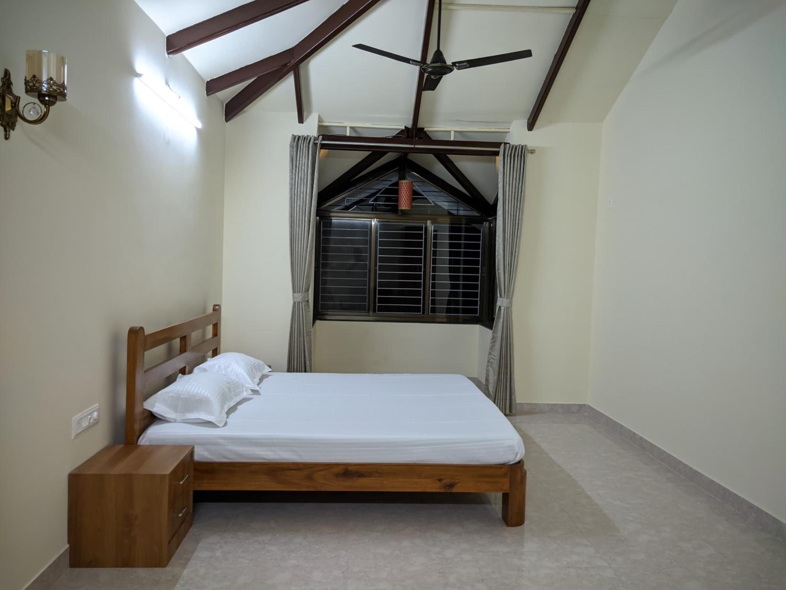 Double Room with Balcony photo 1