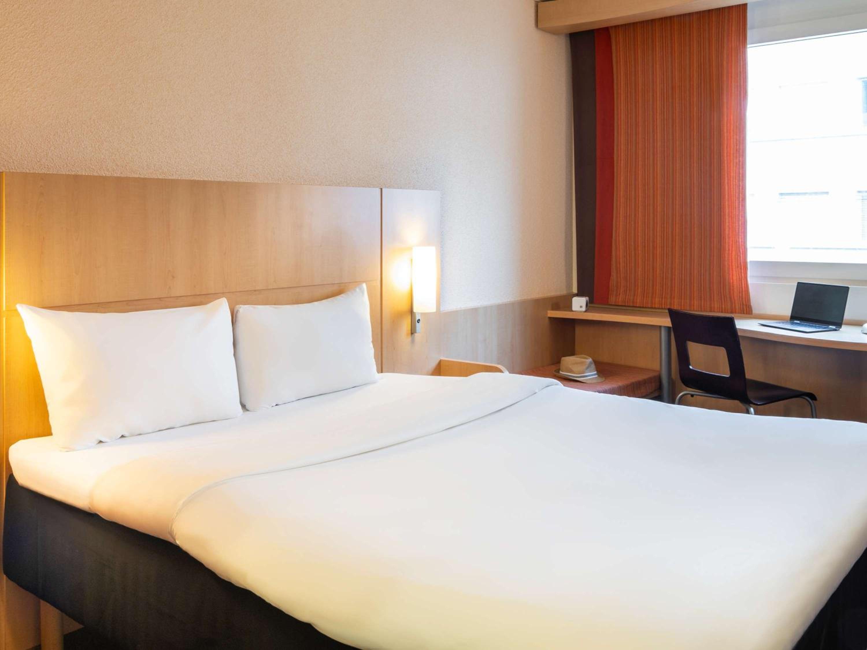 Standard Double Room - Photo 3