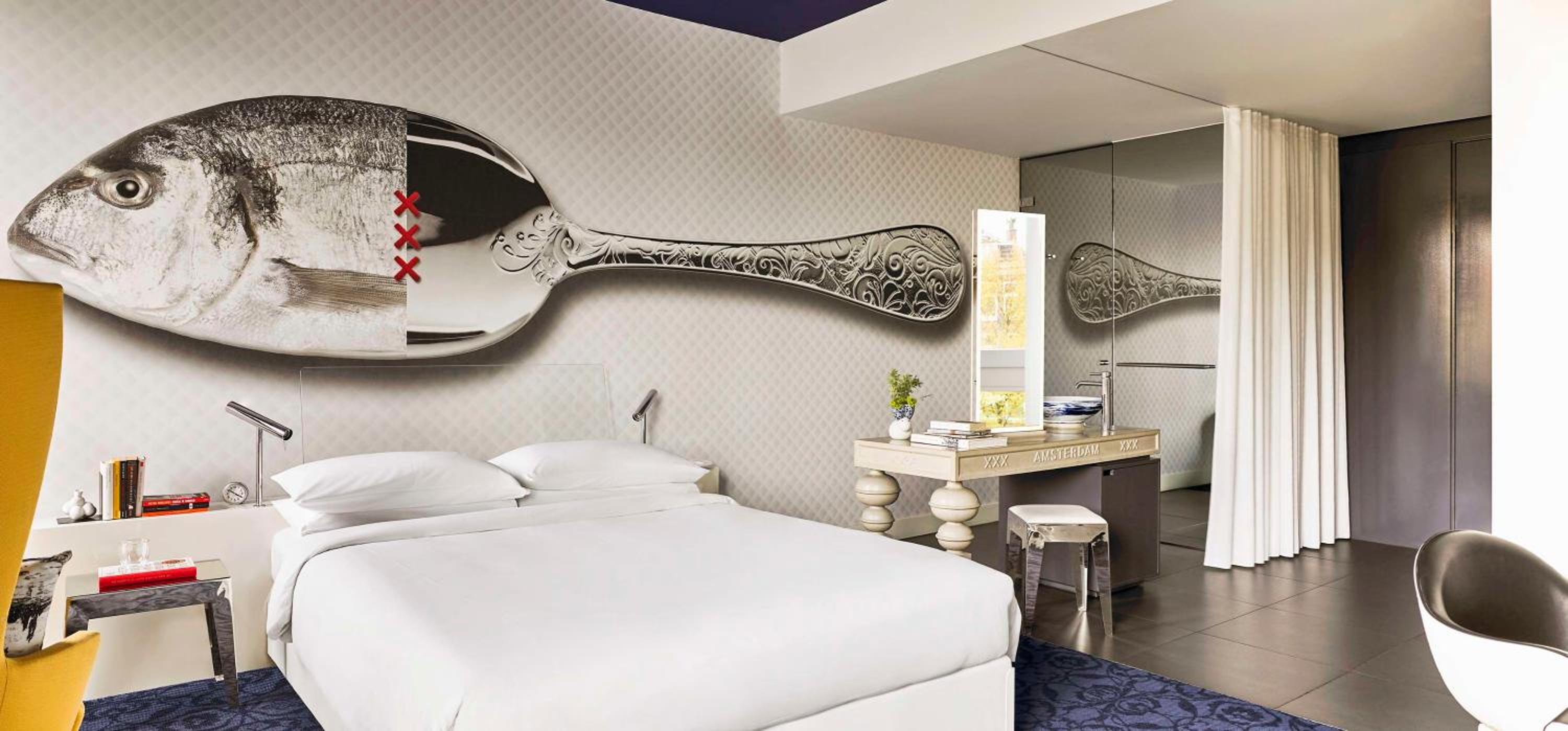 King Room with Garden View thumbnail 6