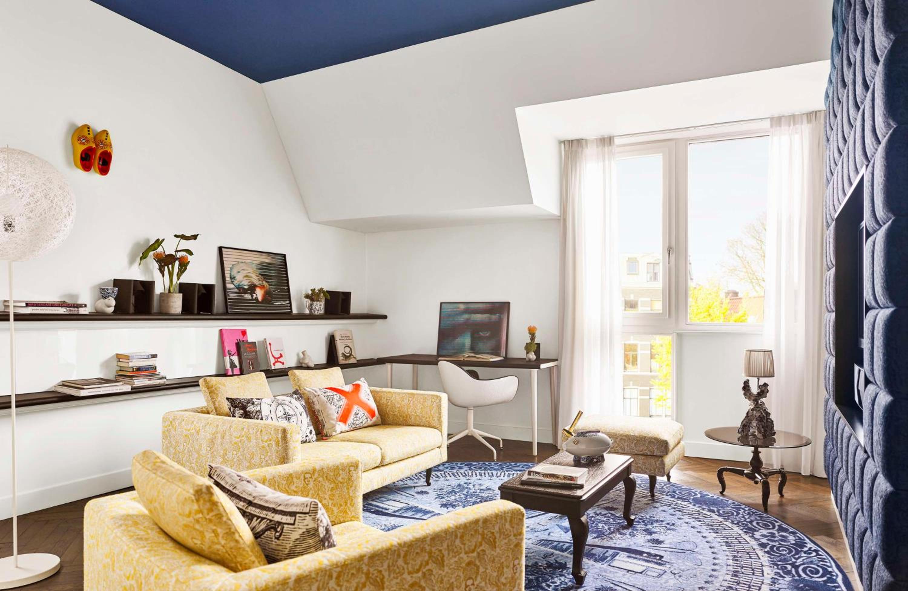 Large Suite