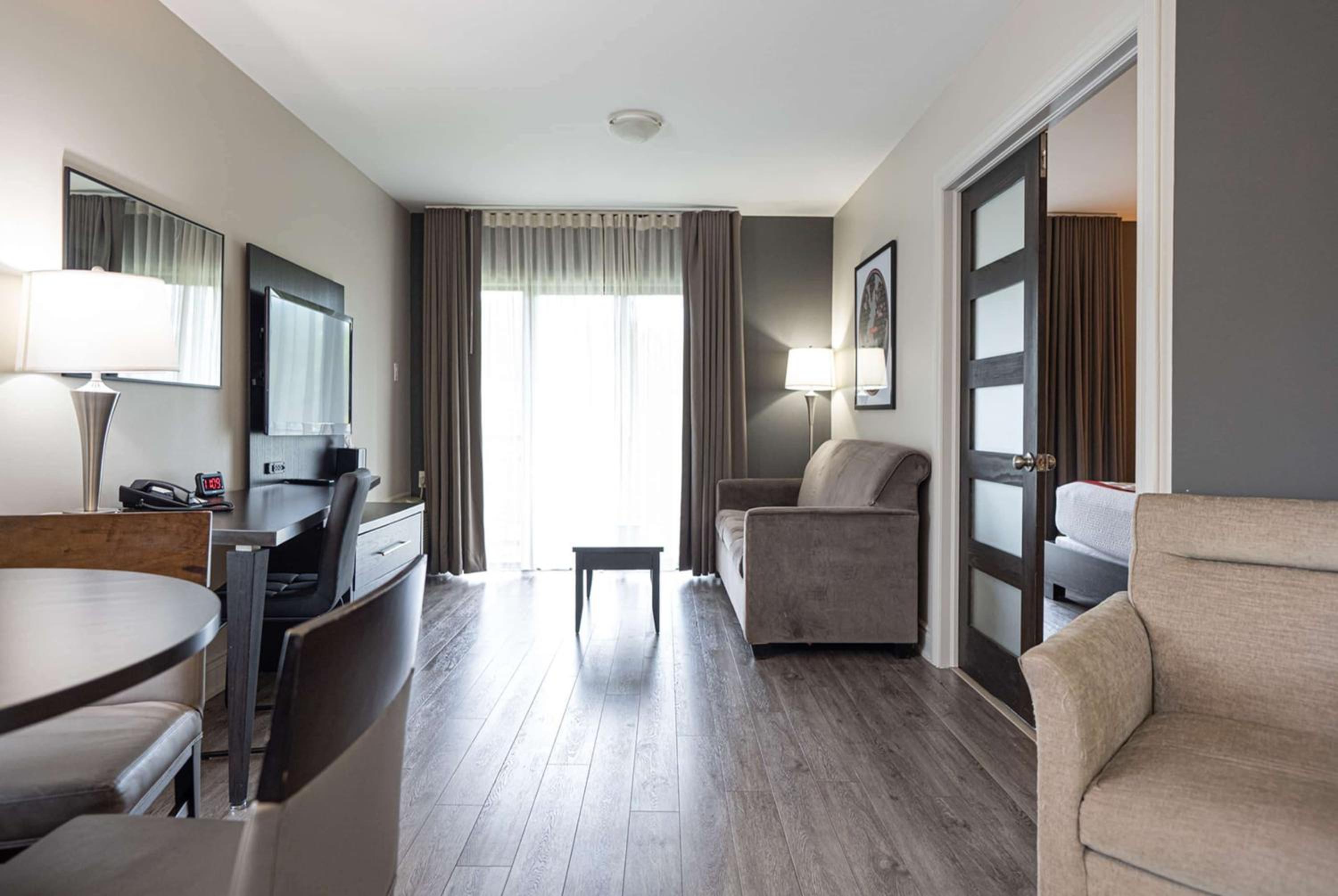 1 King Mobility Accessible Studio Suite, Water Front, Non-Smoking - Photo 1
