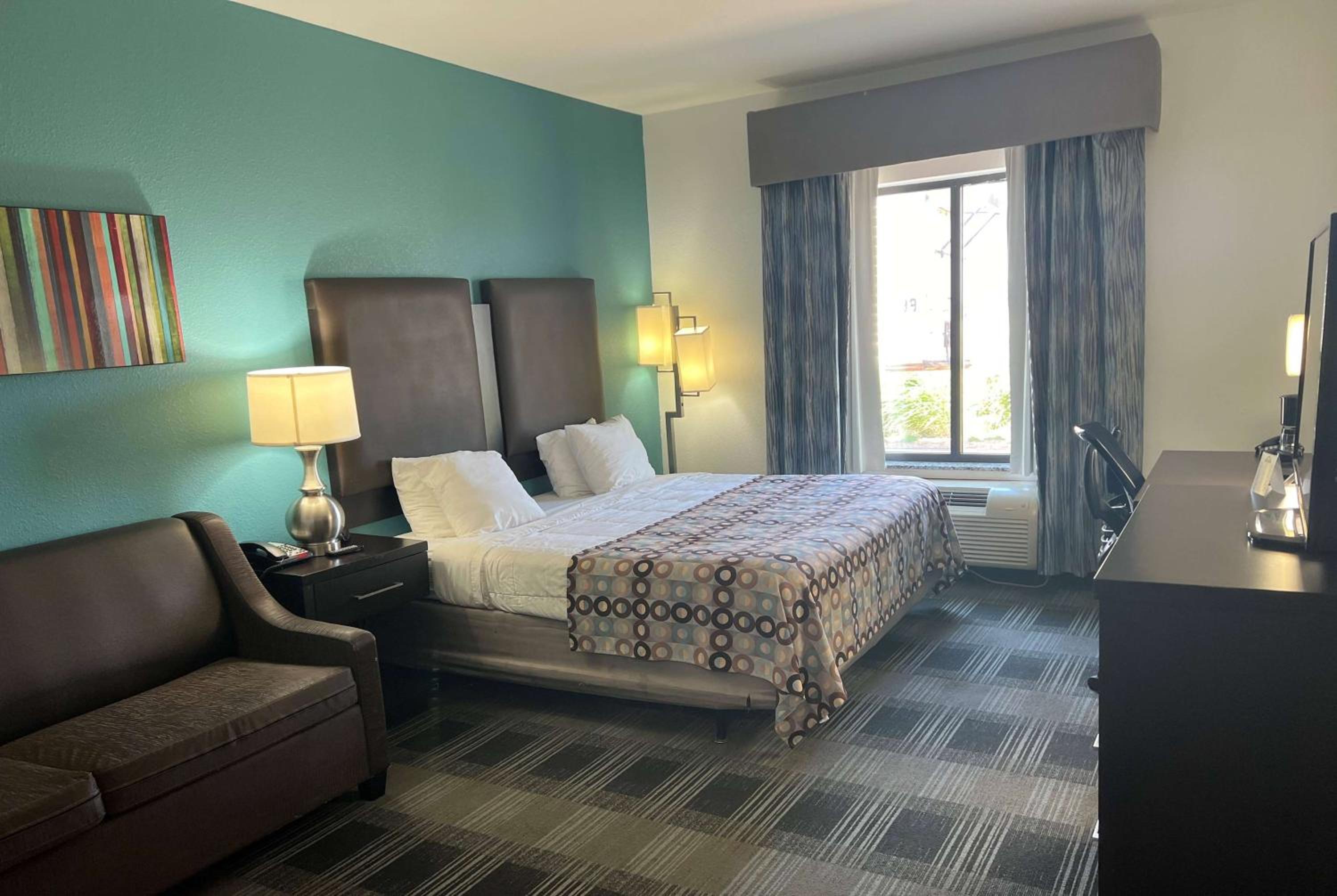 King Room - Disability Access/Non-Smoking photo 1