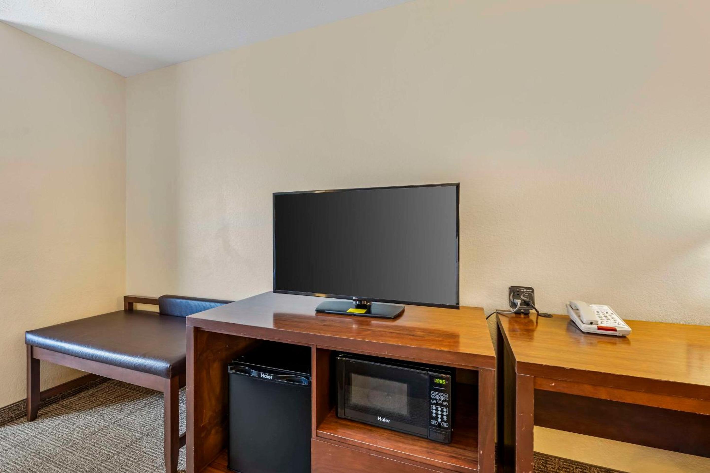 King Suite - Photo 7