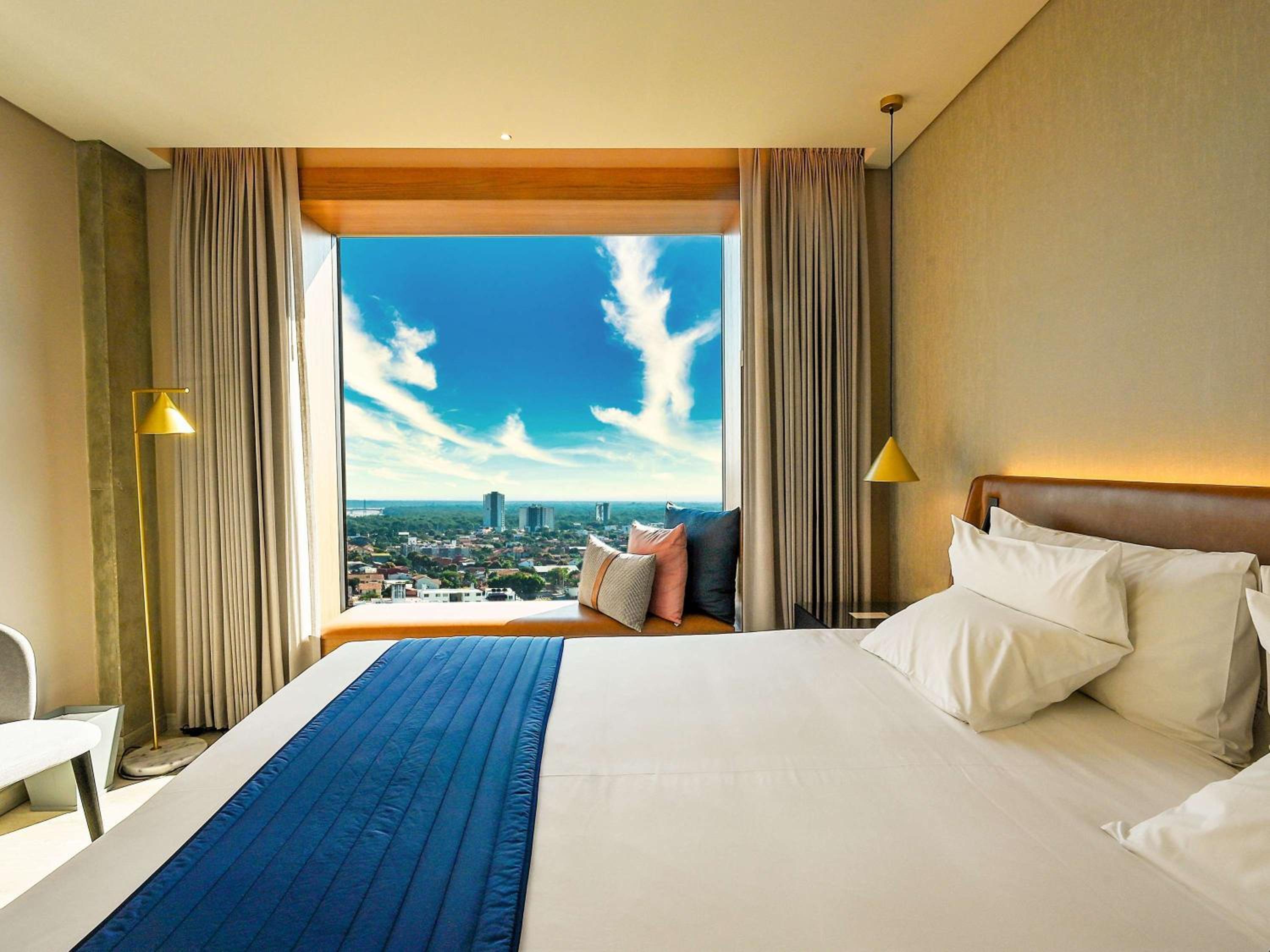 Executive Room - Photo 5