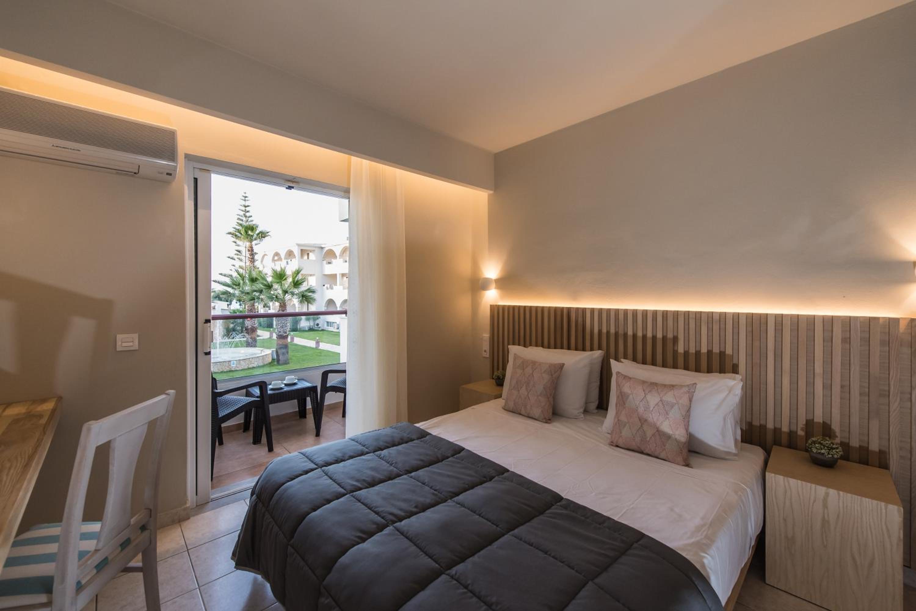 Standard Double or Twin Room with Garden View