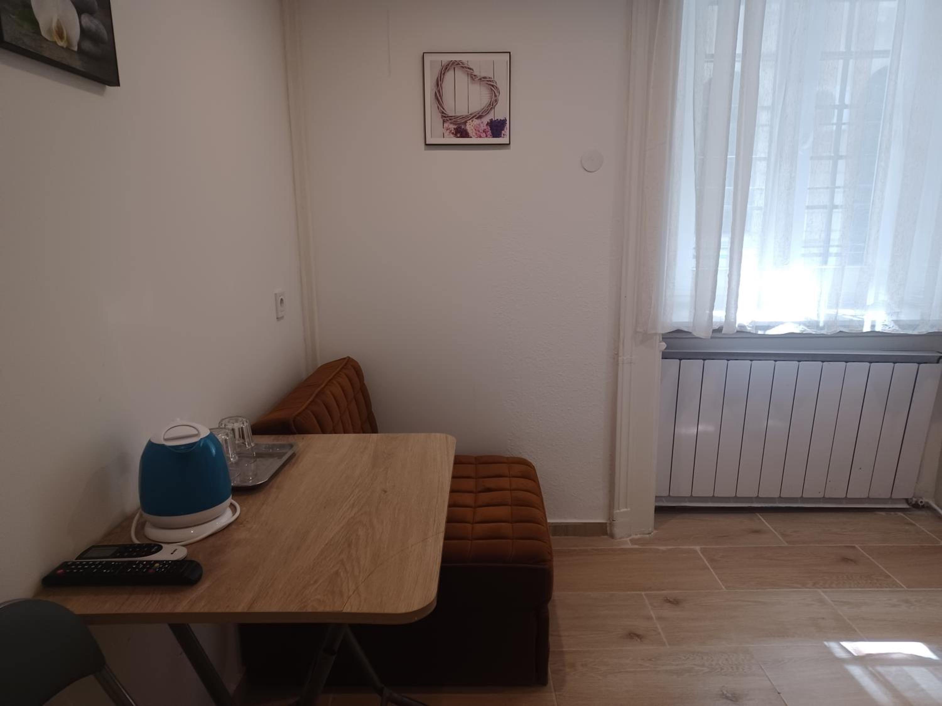 One-Bedroom Standard Apartment - Photo 1