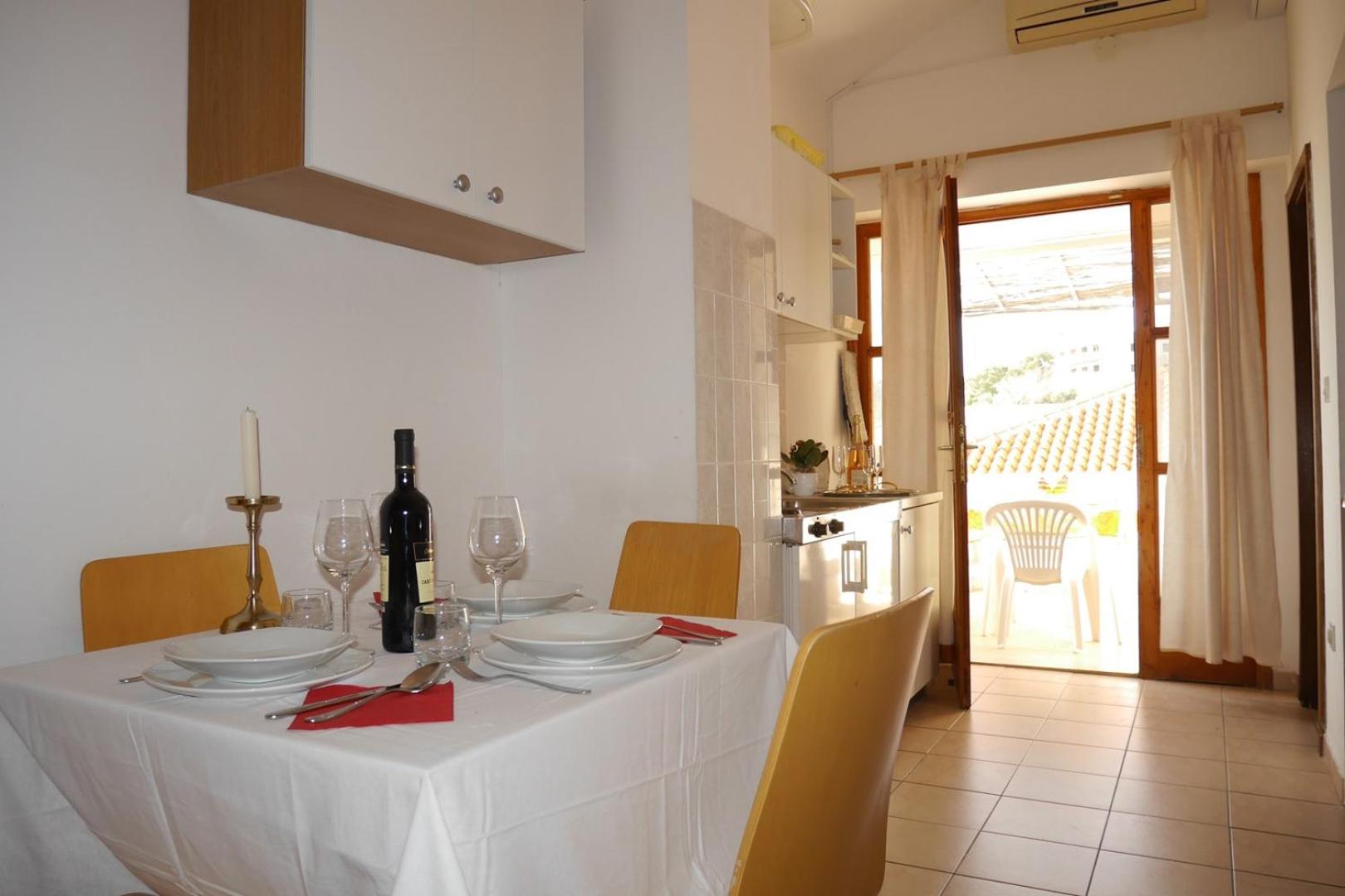 Apartment with Sea View photo 3