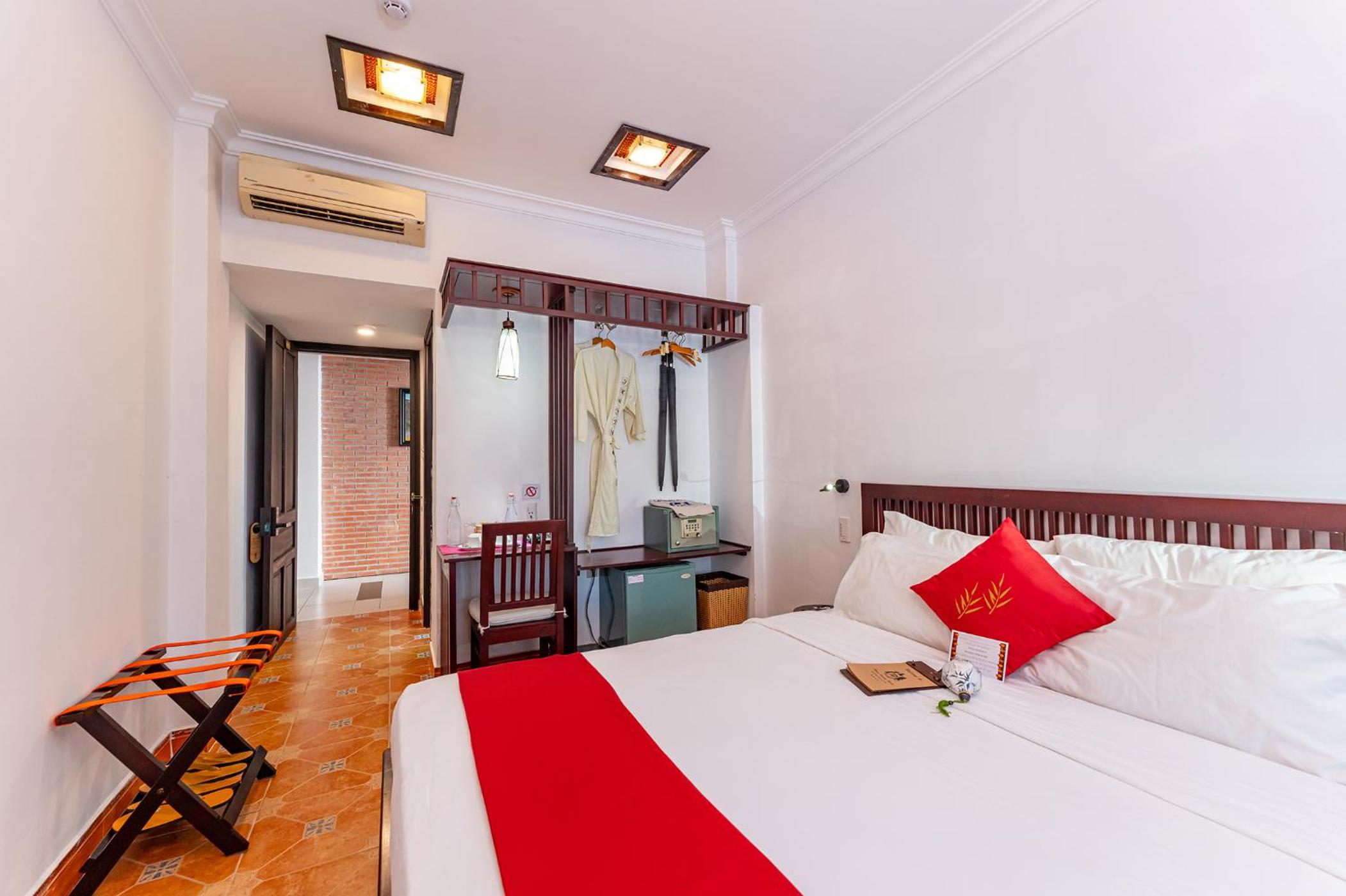 Standard Double Room - Photo 1