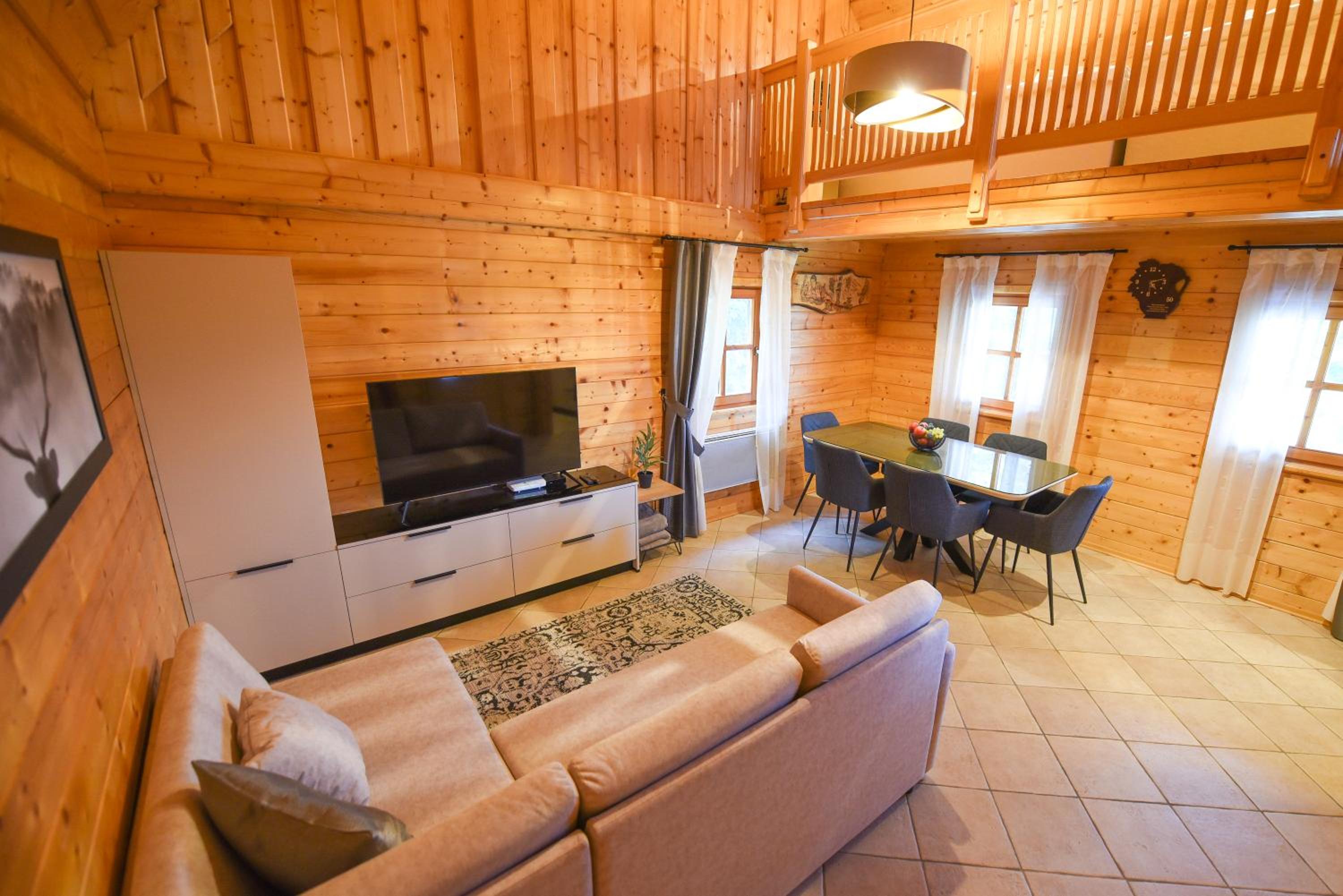 One-Bedroom House photo 1