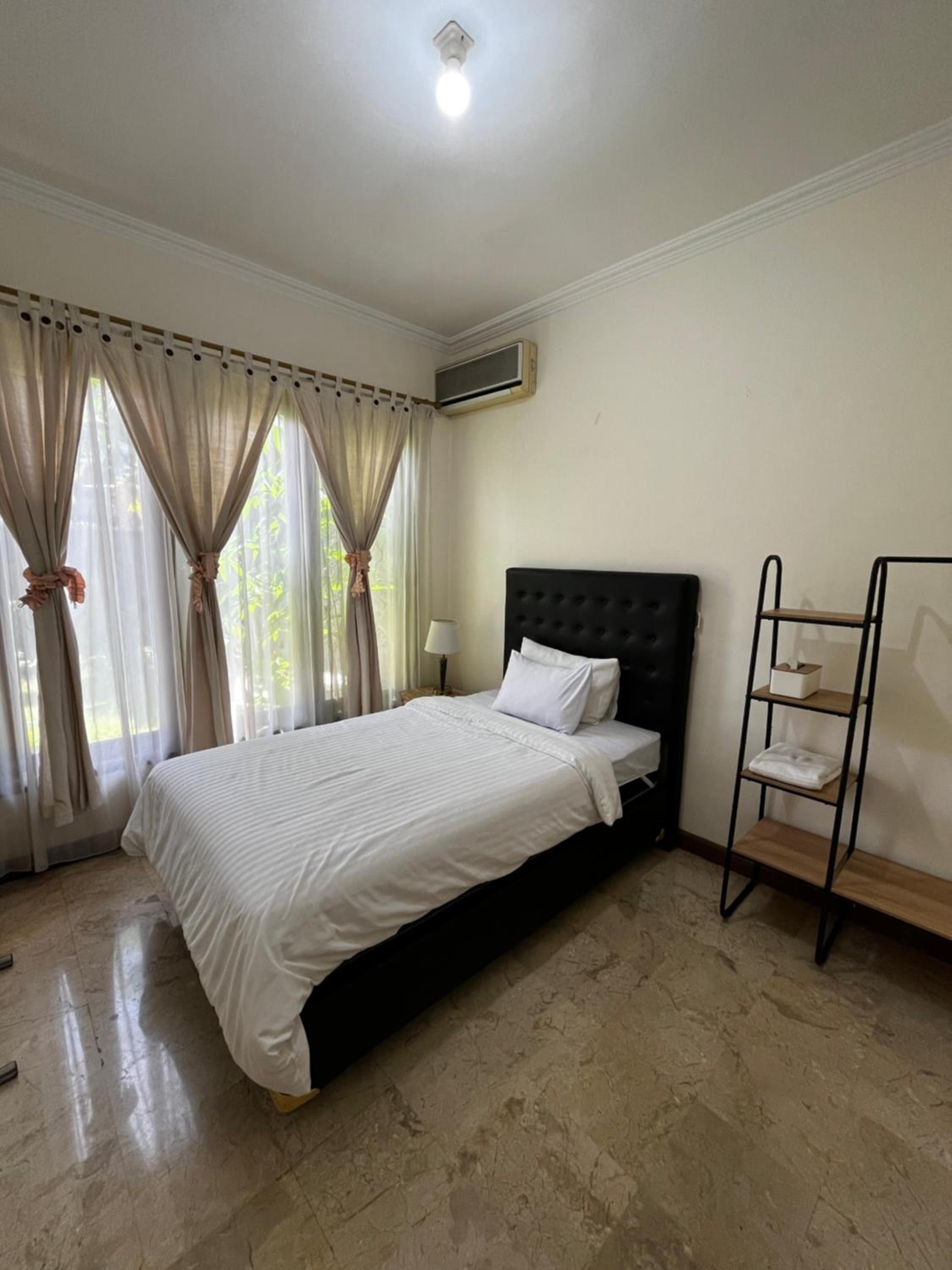 Economy Single Room