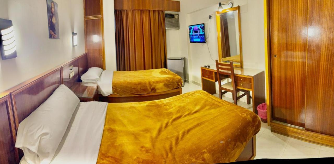 Standard Twin Room photo 2