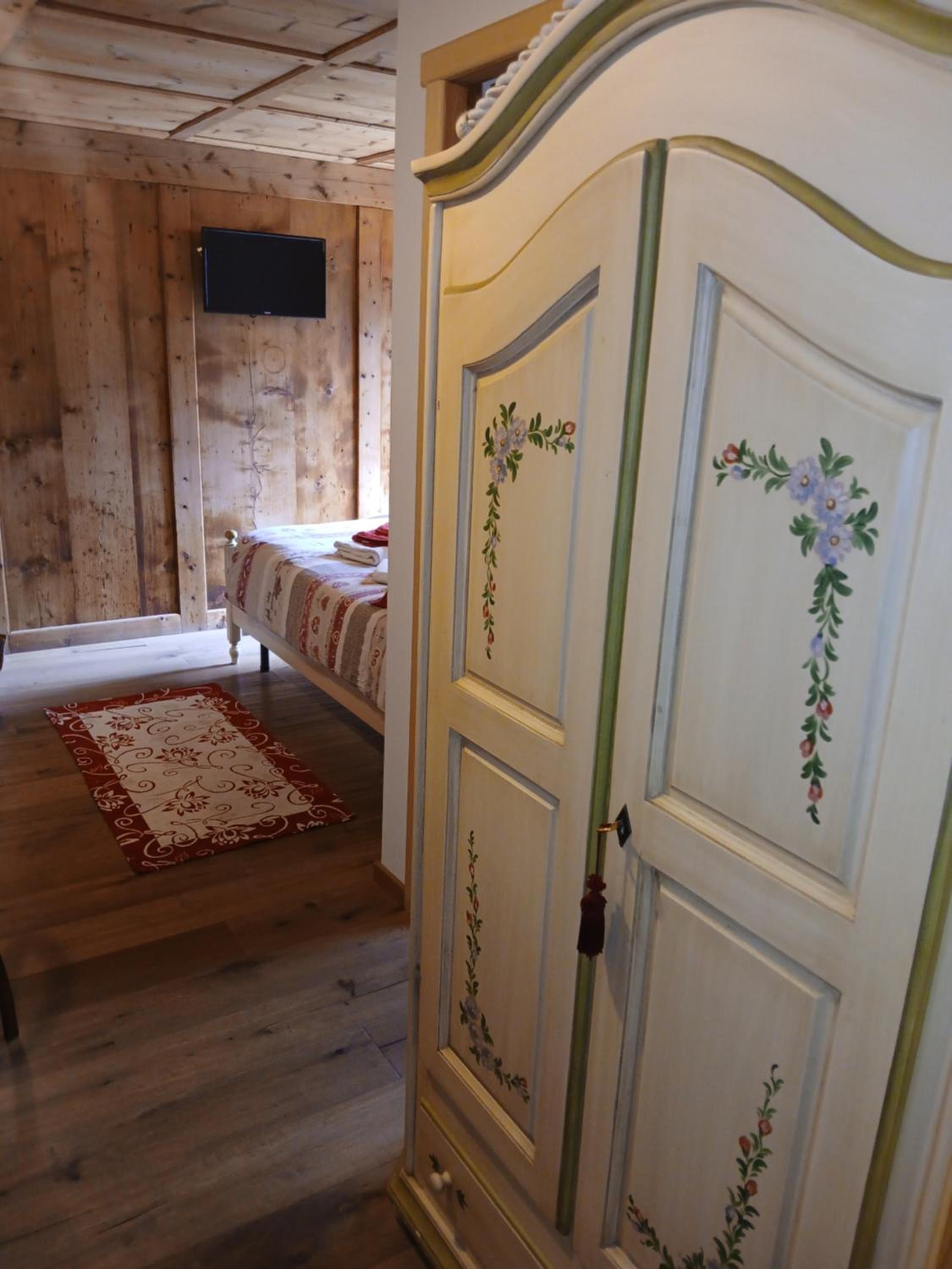 Large Double Room photo 1