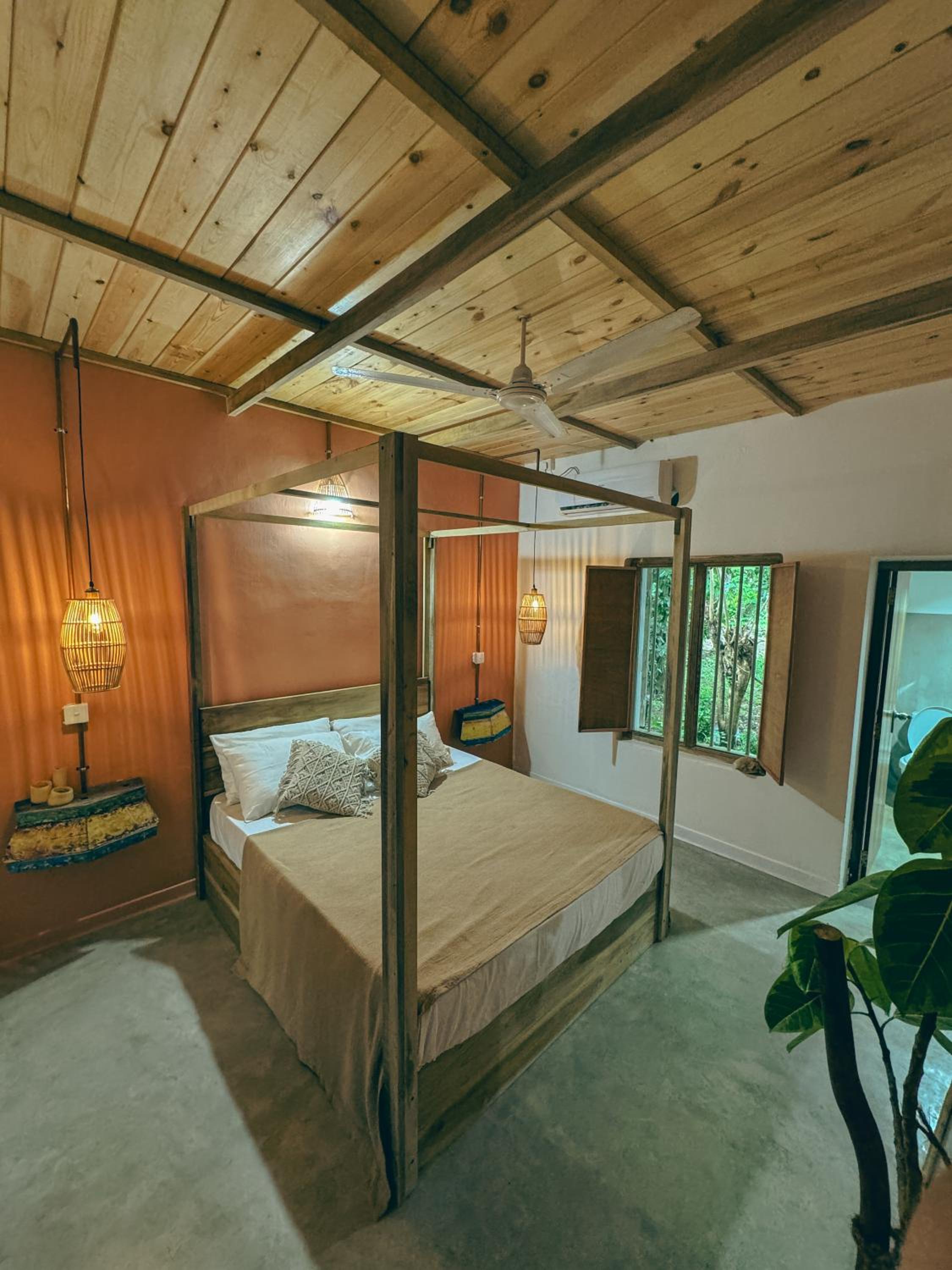 Double Room With Private Bathroom