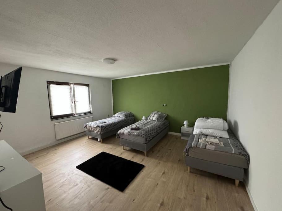 Three-Bedroom Apartment photo 2