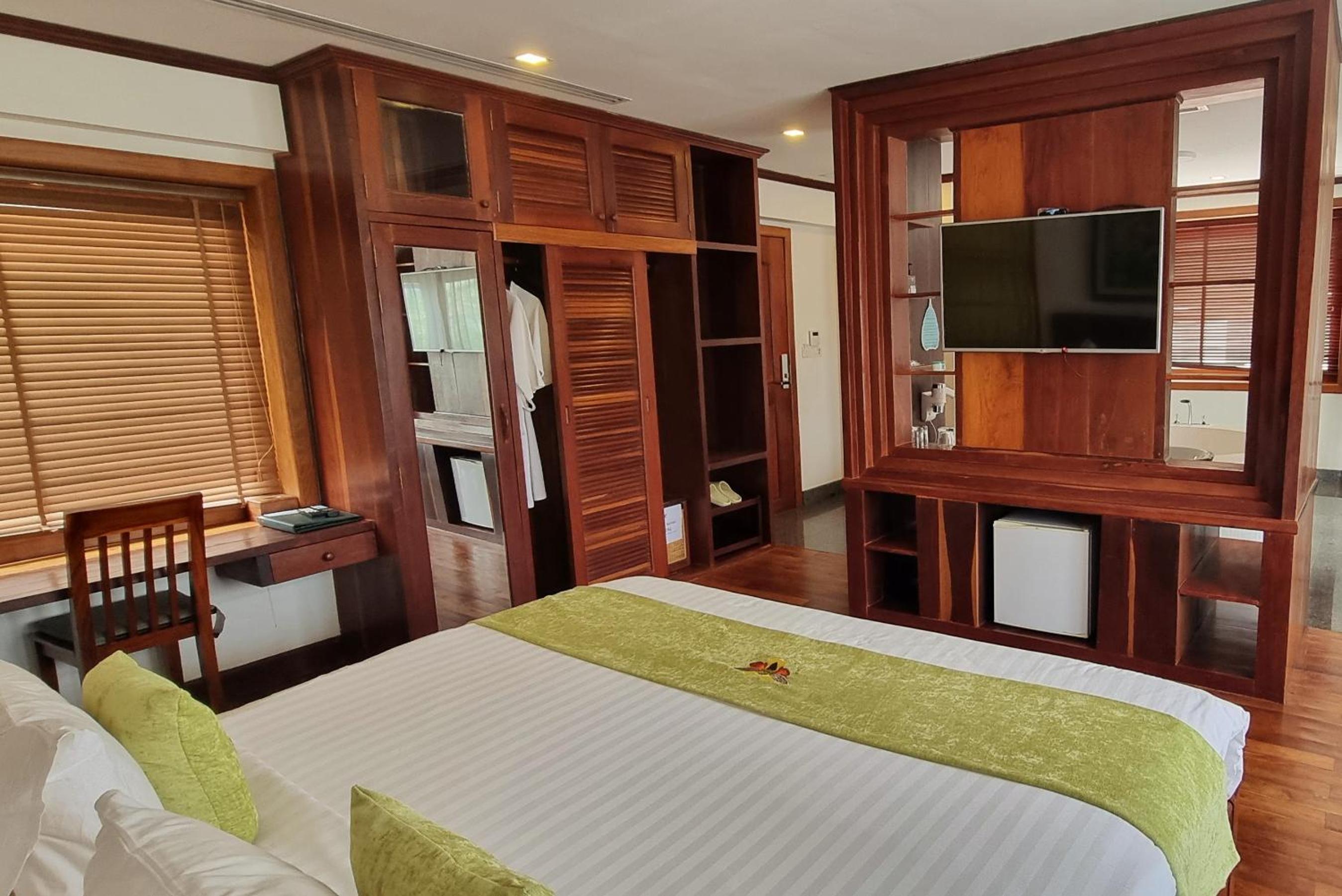 Three-Bedroom Suite