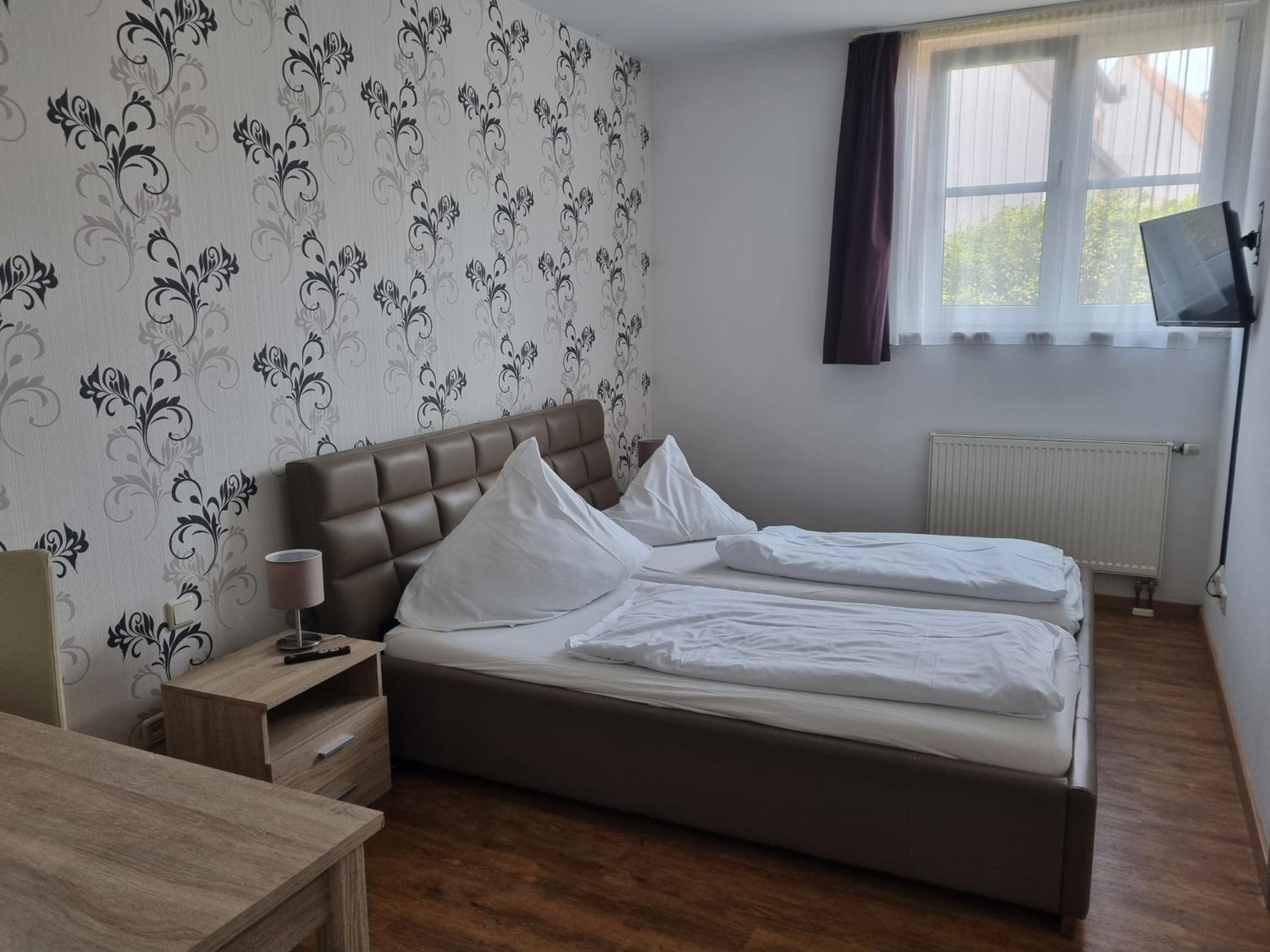 Budget Double Room photo 1
