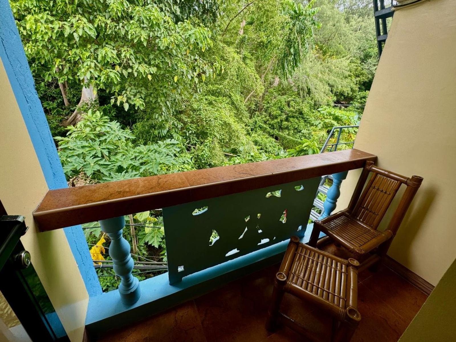 Standard Twin Room - Photo 4