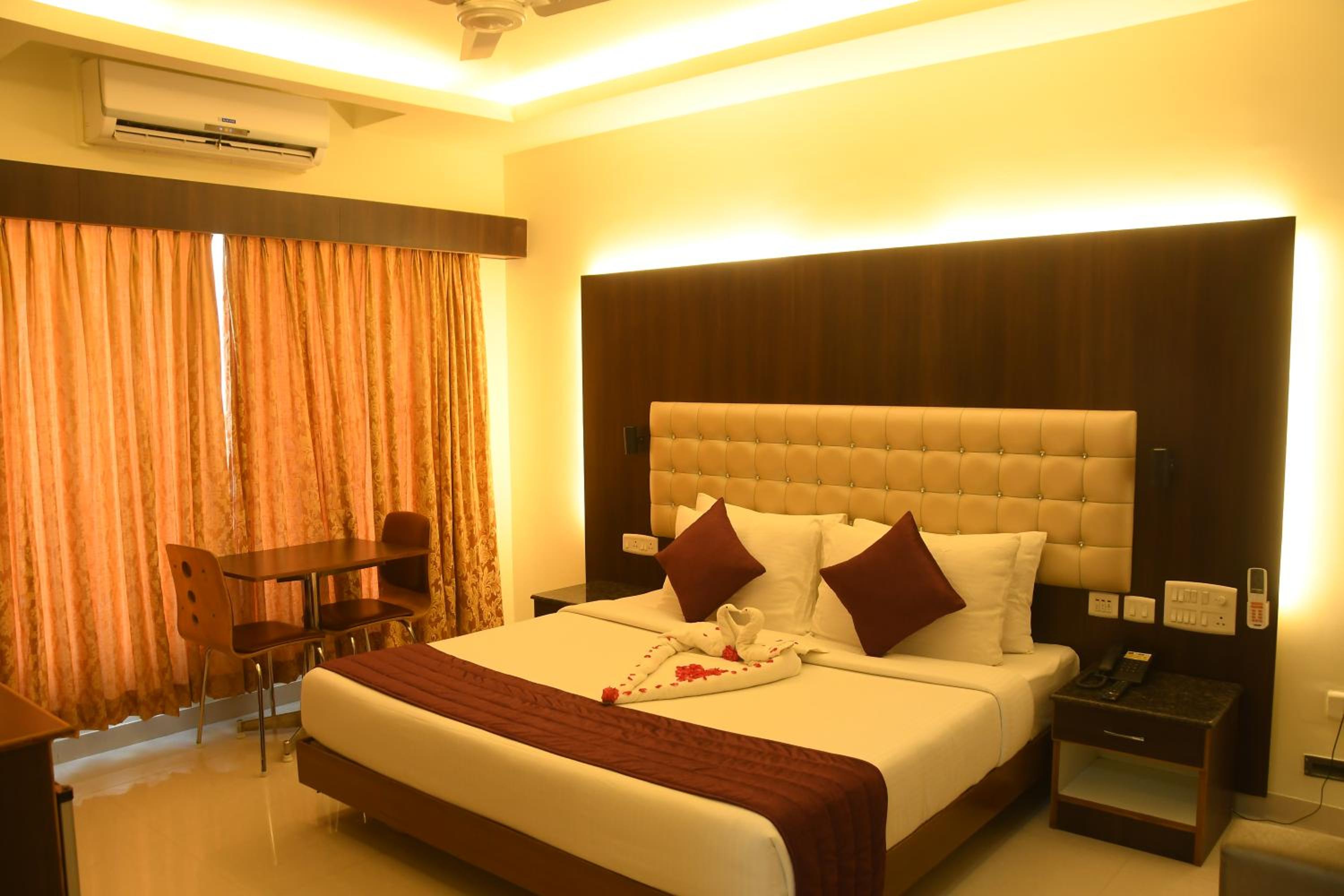Deluxe Double Room photo 3