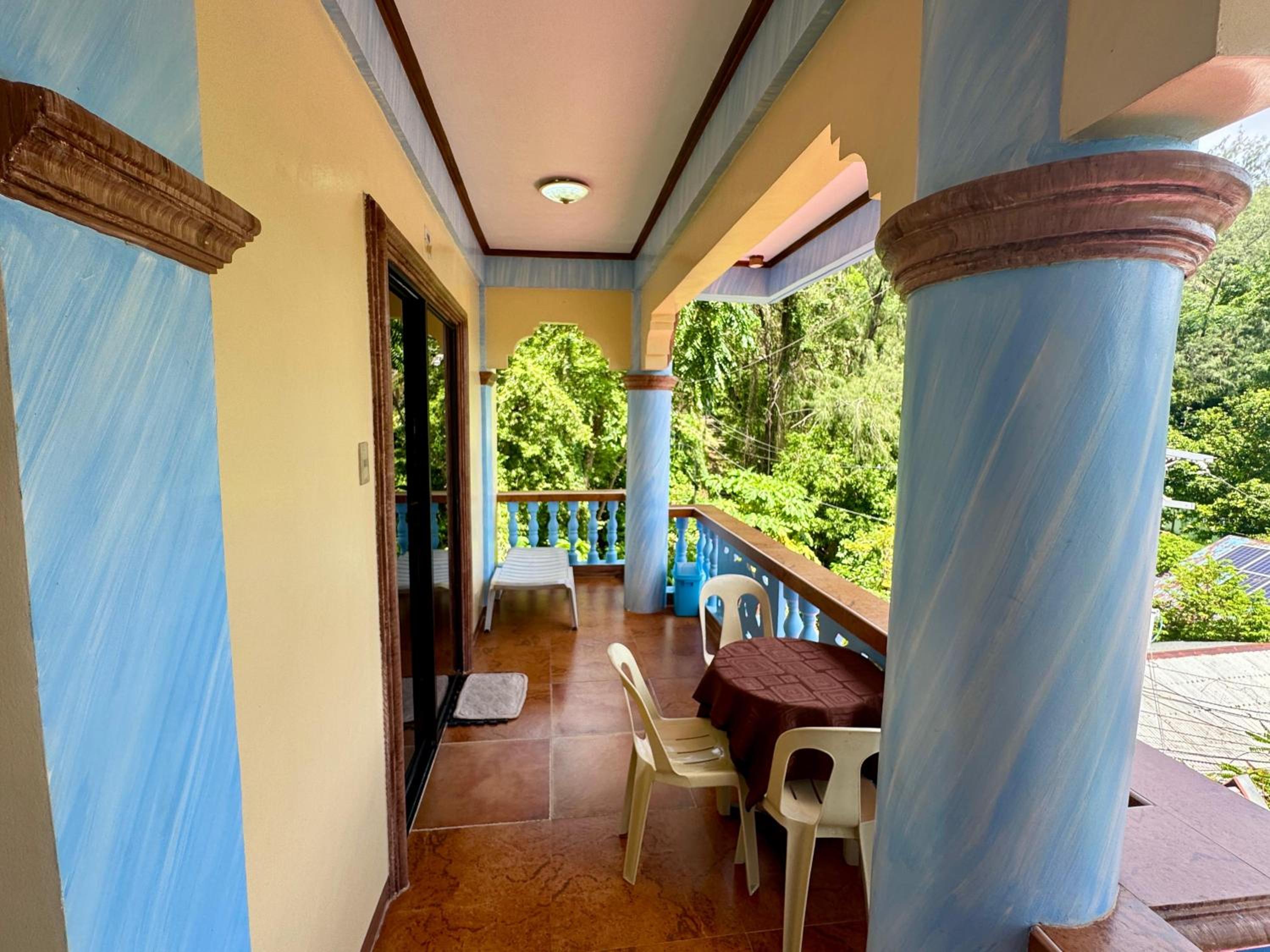 Deluxe Triple Room - Photo 3