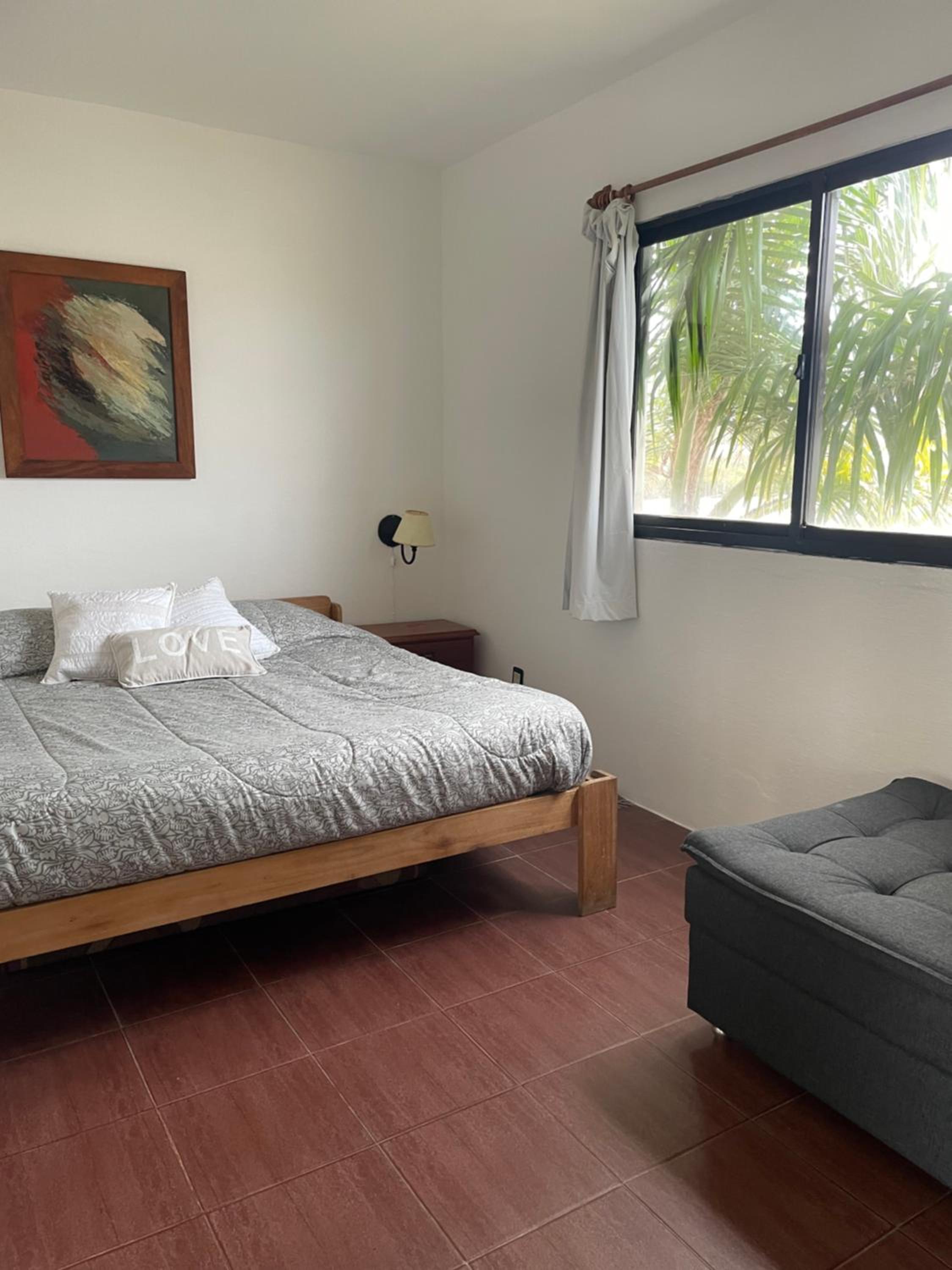 One-Bedroom House photo 2