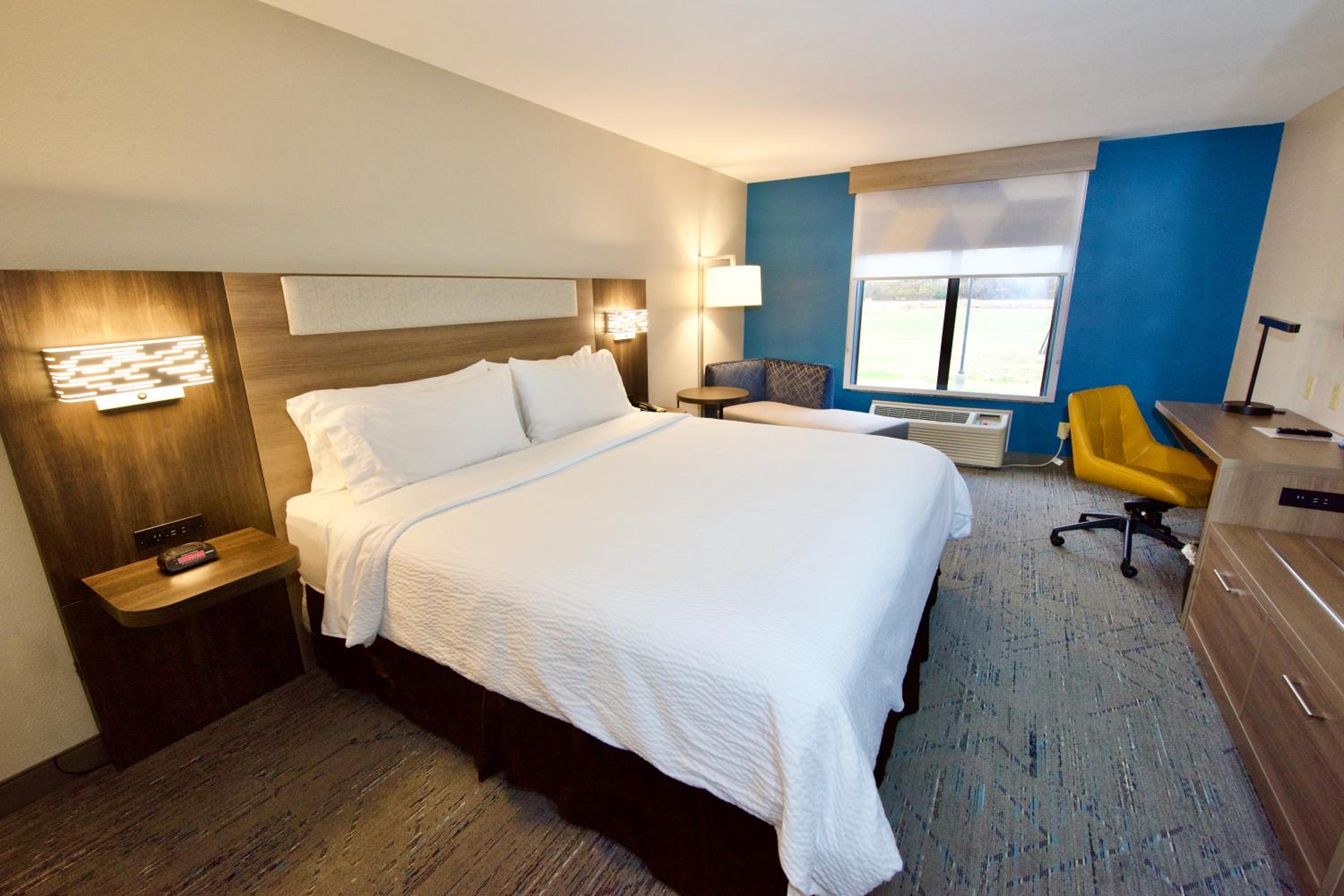 Standard Room - Photo 1