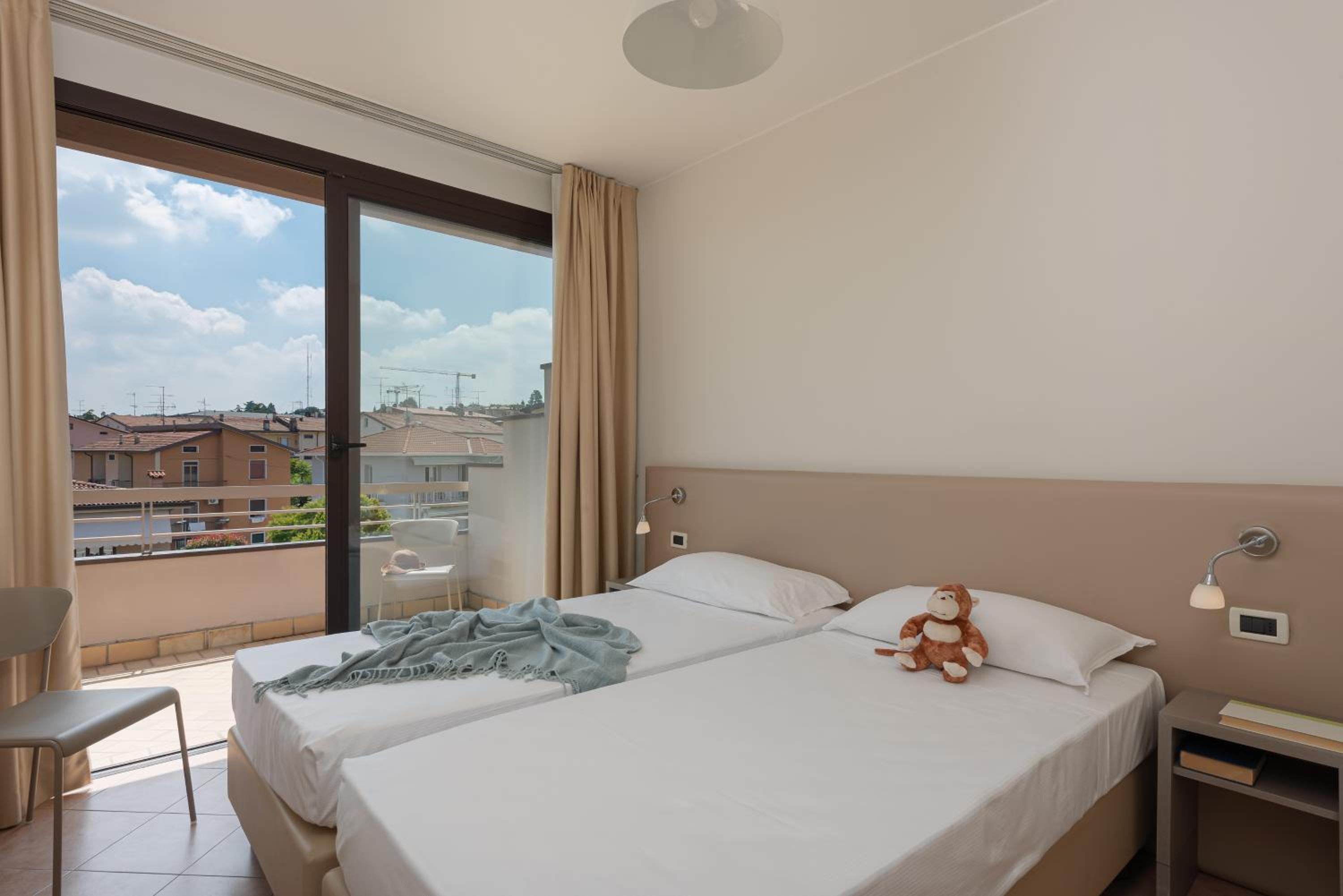 Two-Bedroom Apartment with Garden View photo 3