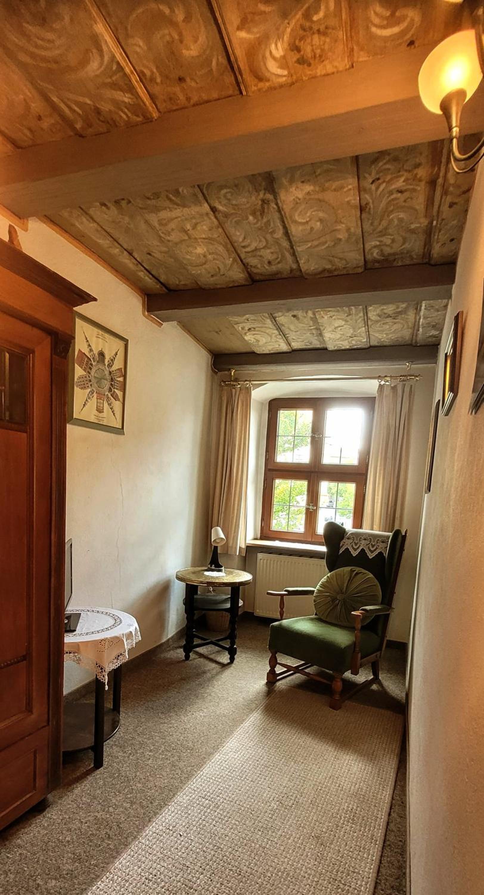 Single Room with Private Bathroom photo 1