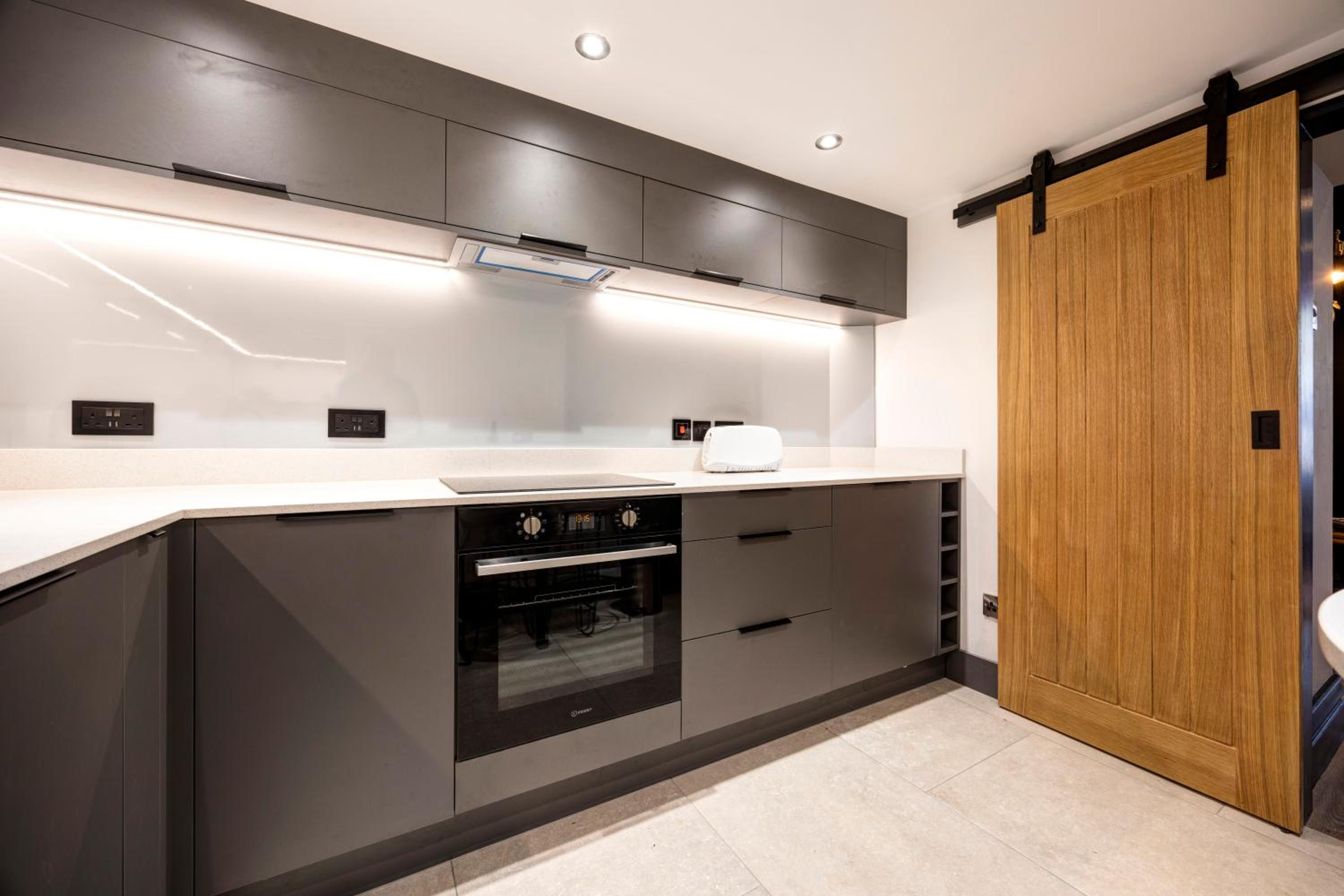 Two-Bedroom Apartment photo 3