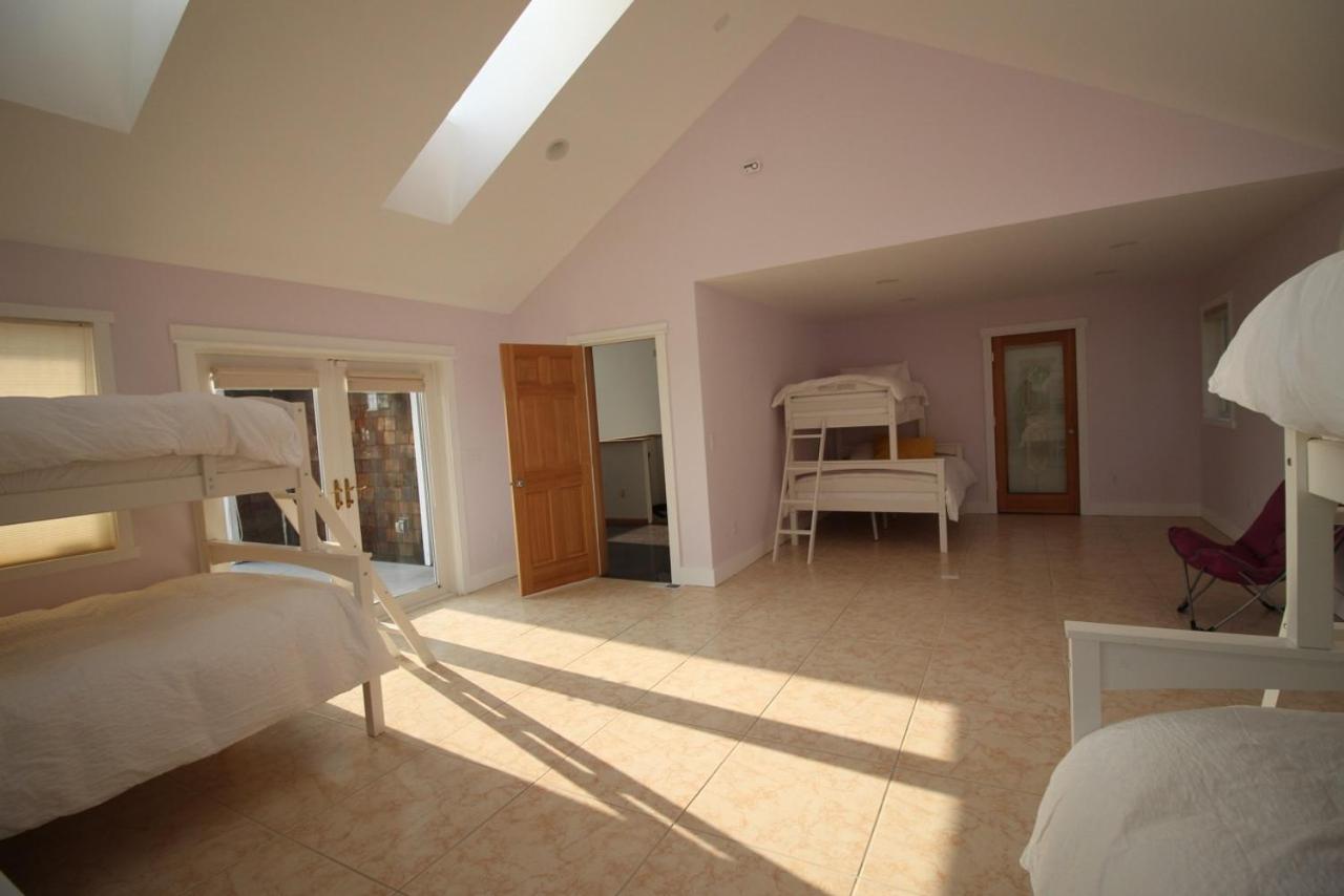 Three-Bedroom Villa photo 3