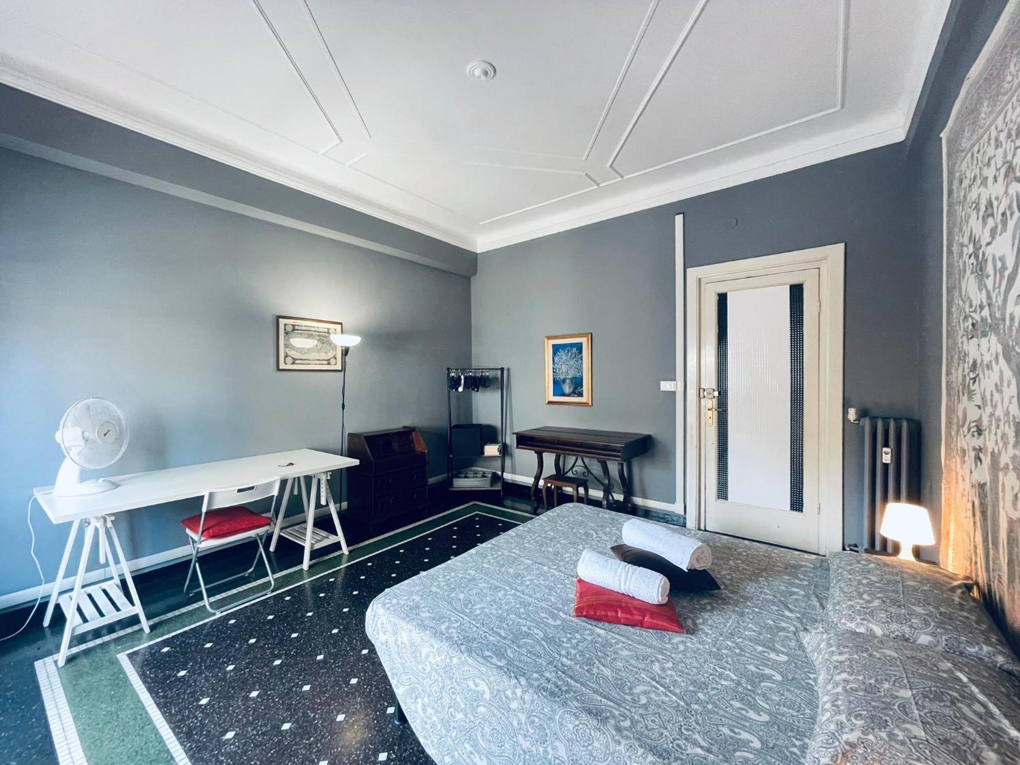 Double Room with Shared Bathroom