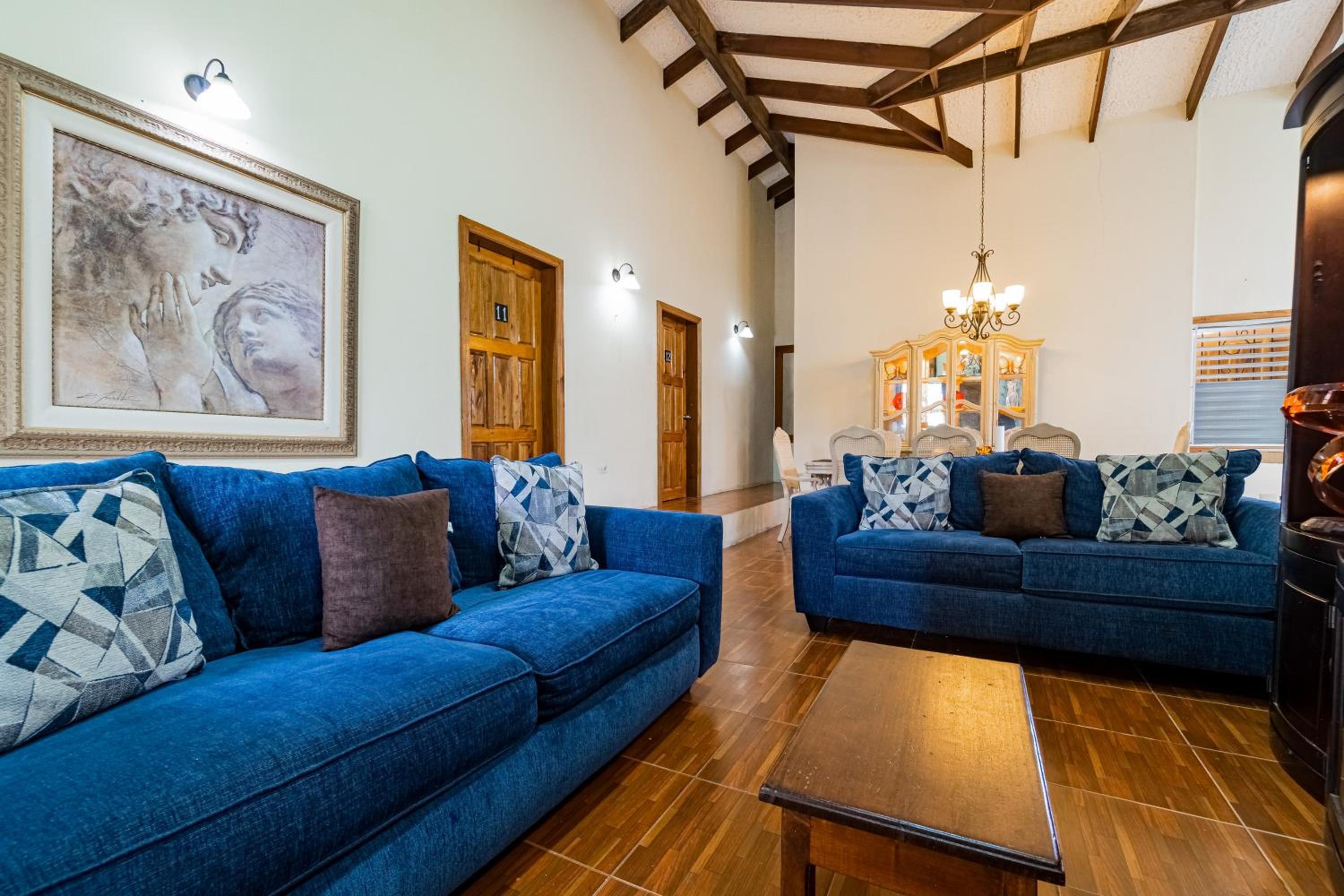 Three-Bedroom House photo 1