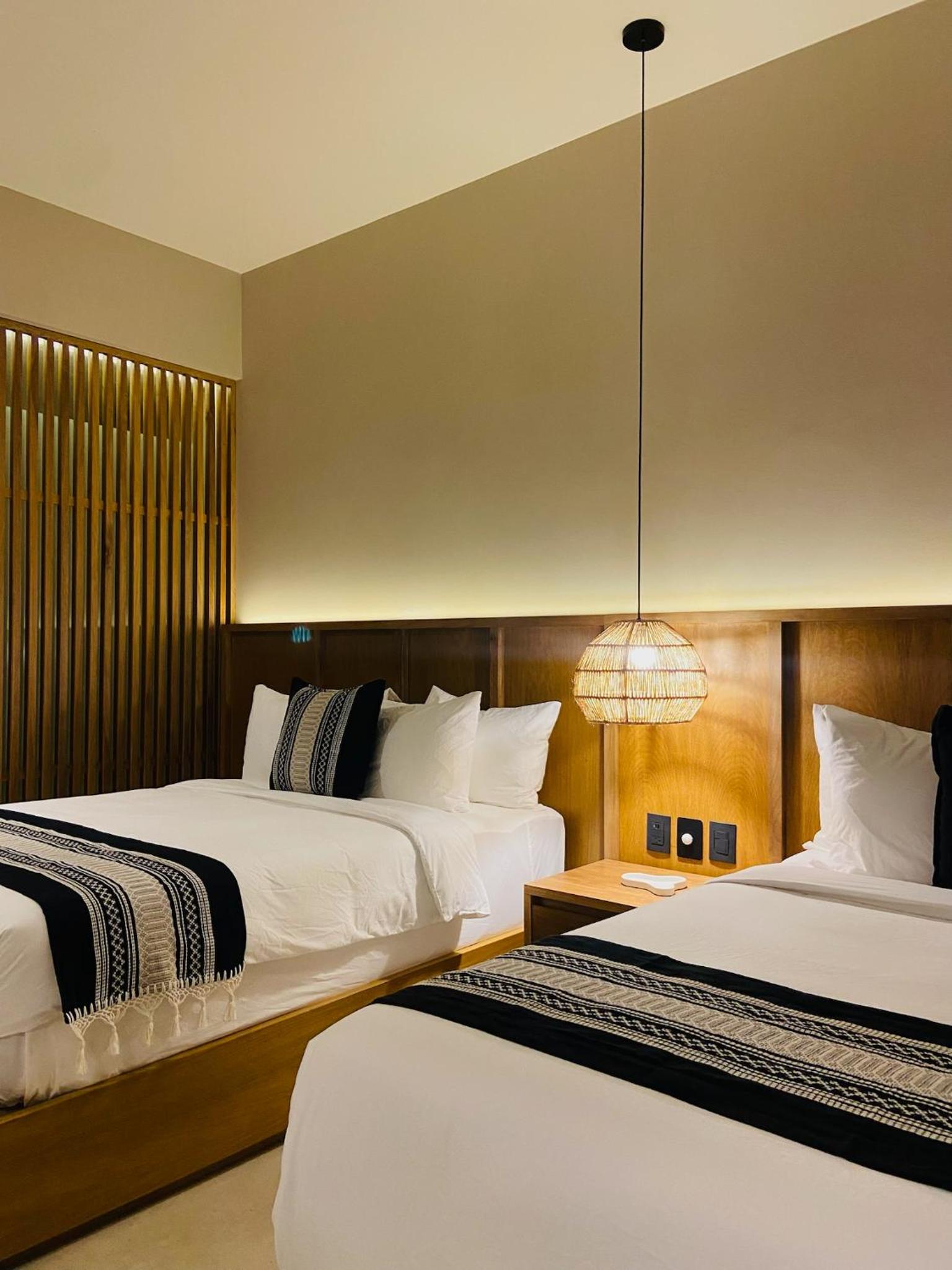 Standard Double Suite
