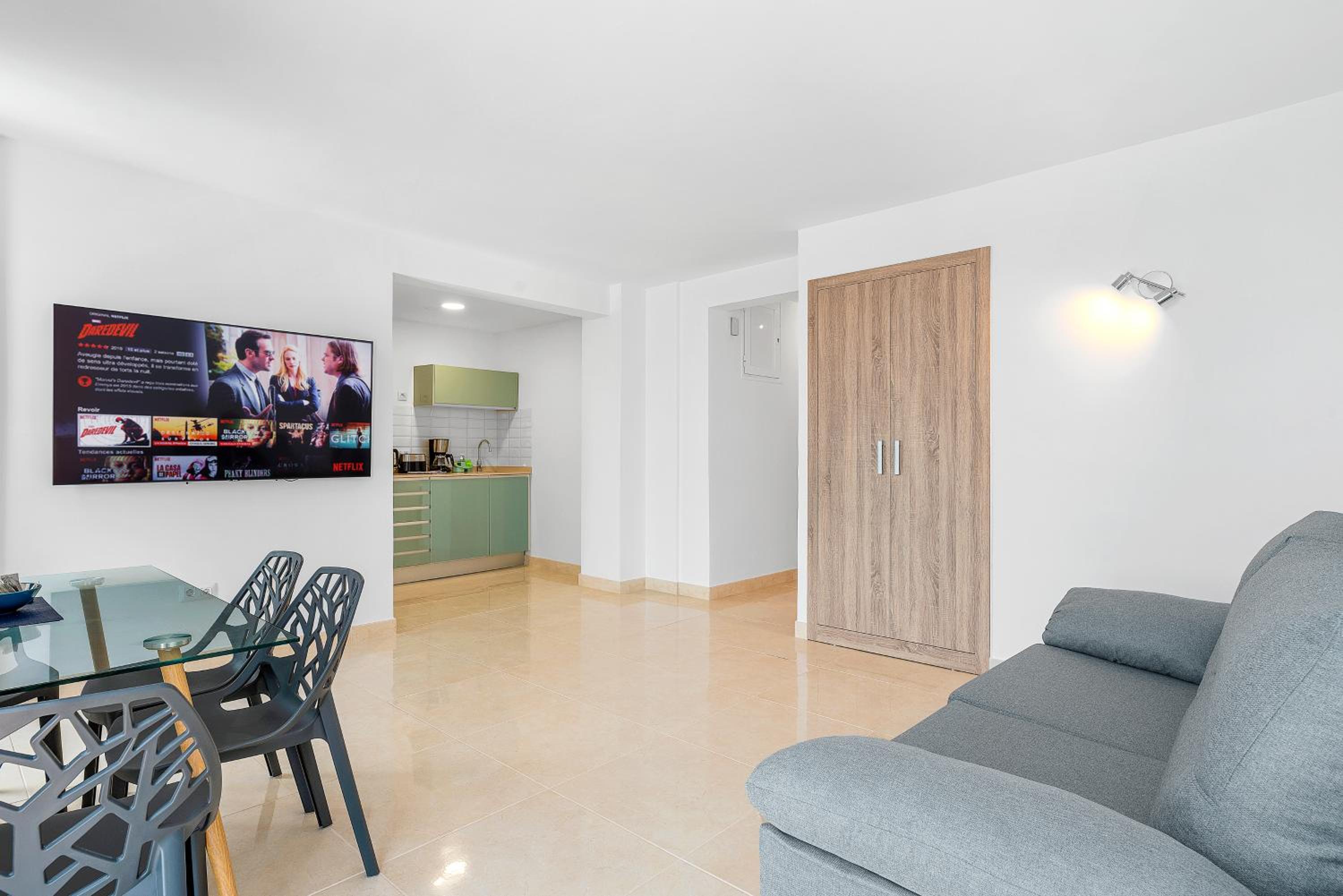 Apartamento de una habitación con vista al mar