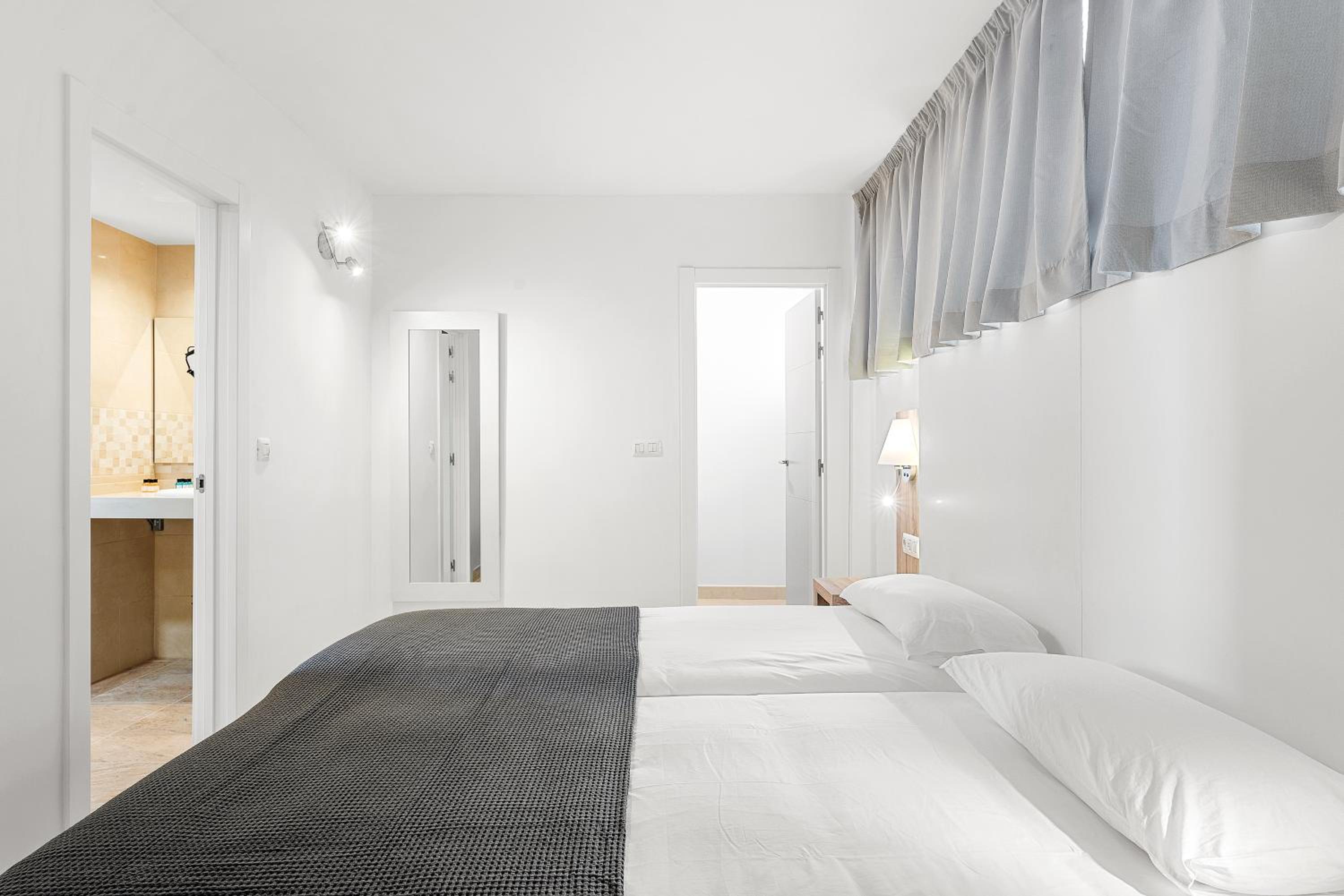 Two-Bedroom Apartment with Sea View