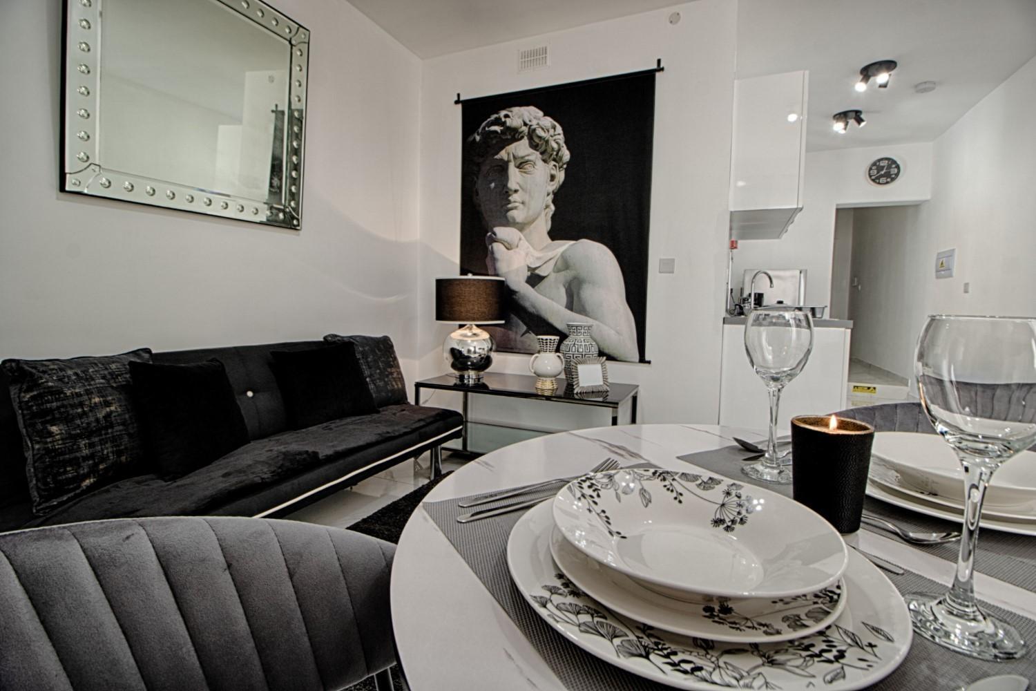 One-Bedroom Apartment